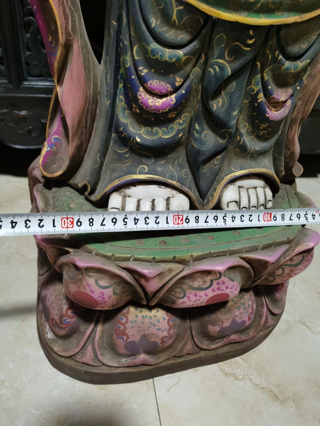 和田玉描金彩绘观音菩萨佛像