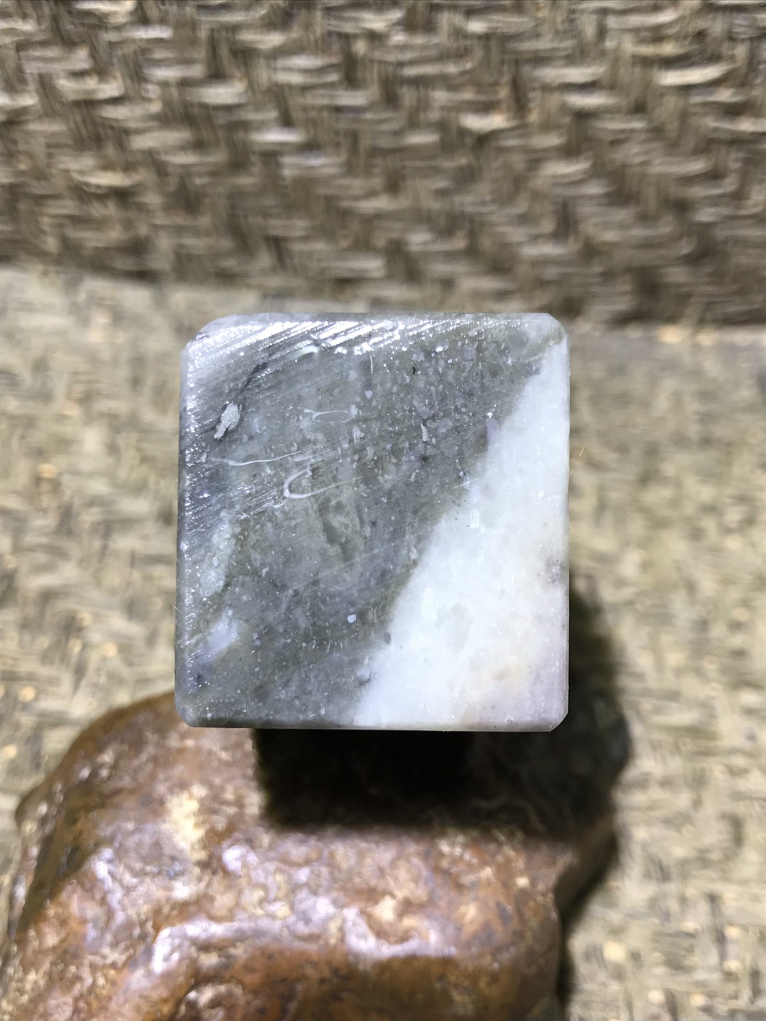 寿山芙蓉冻石大随形素章一方