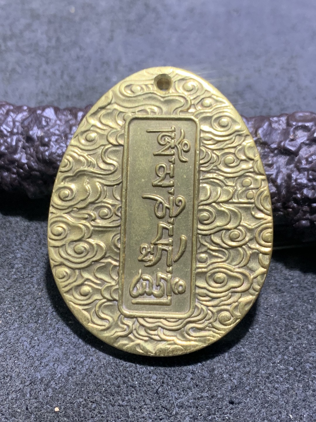精美黄铜如来佛祖护身牌一个，