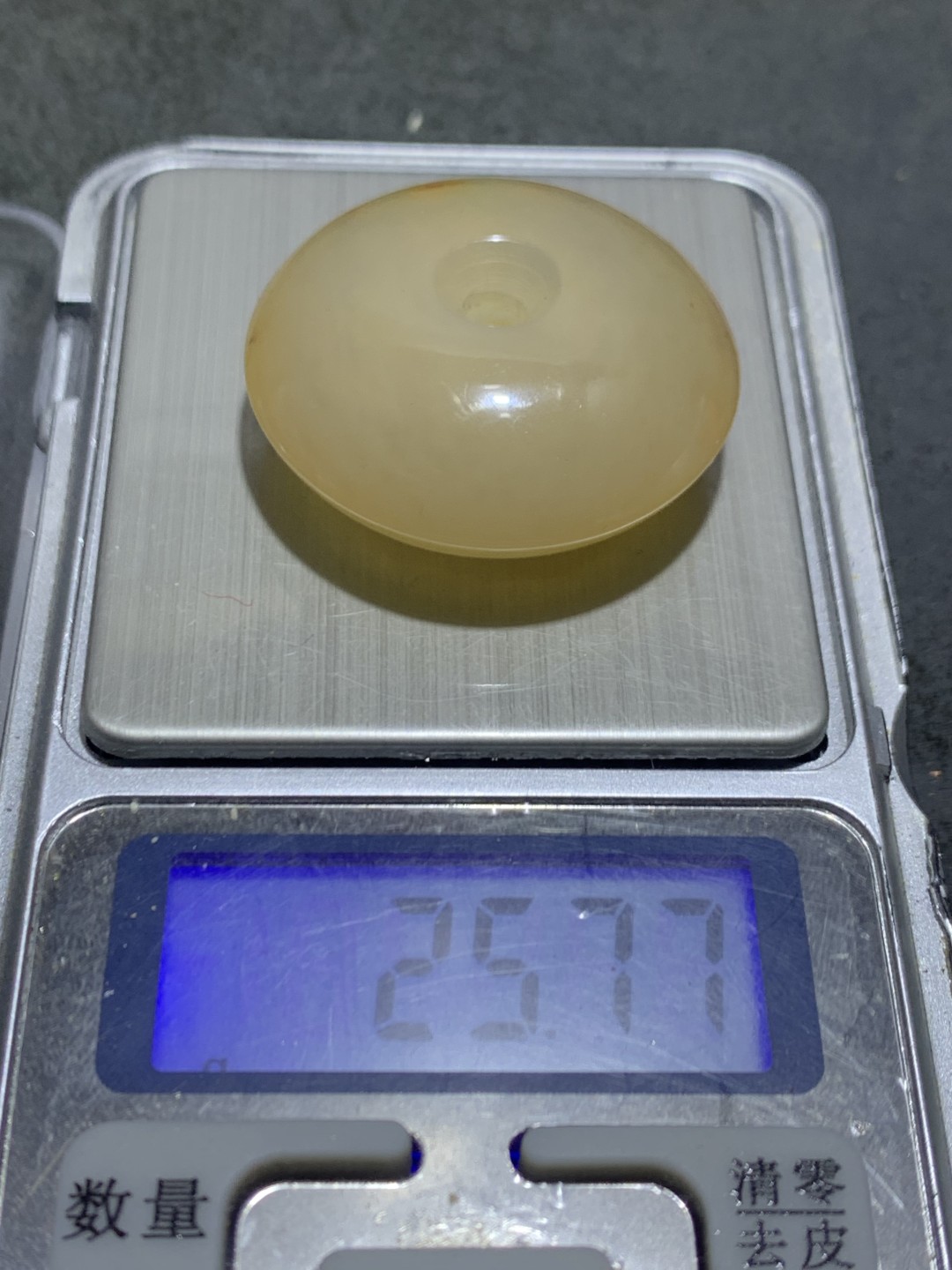 精美冰飘战国红玛瑙面包圈平安扣一个，