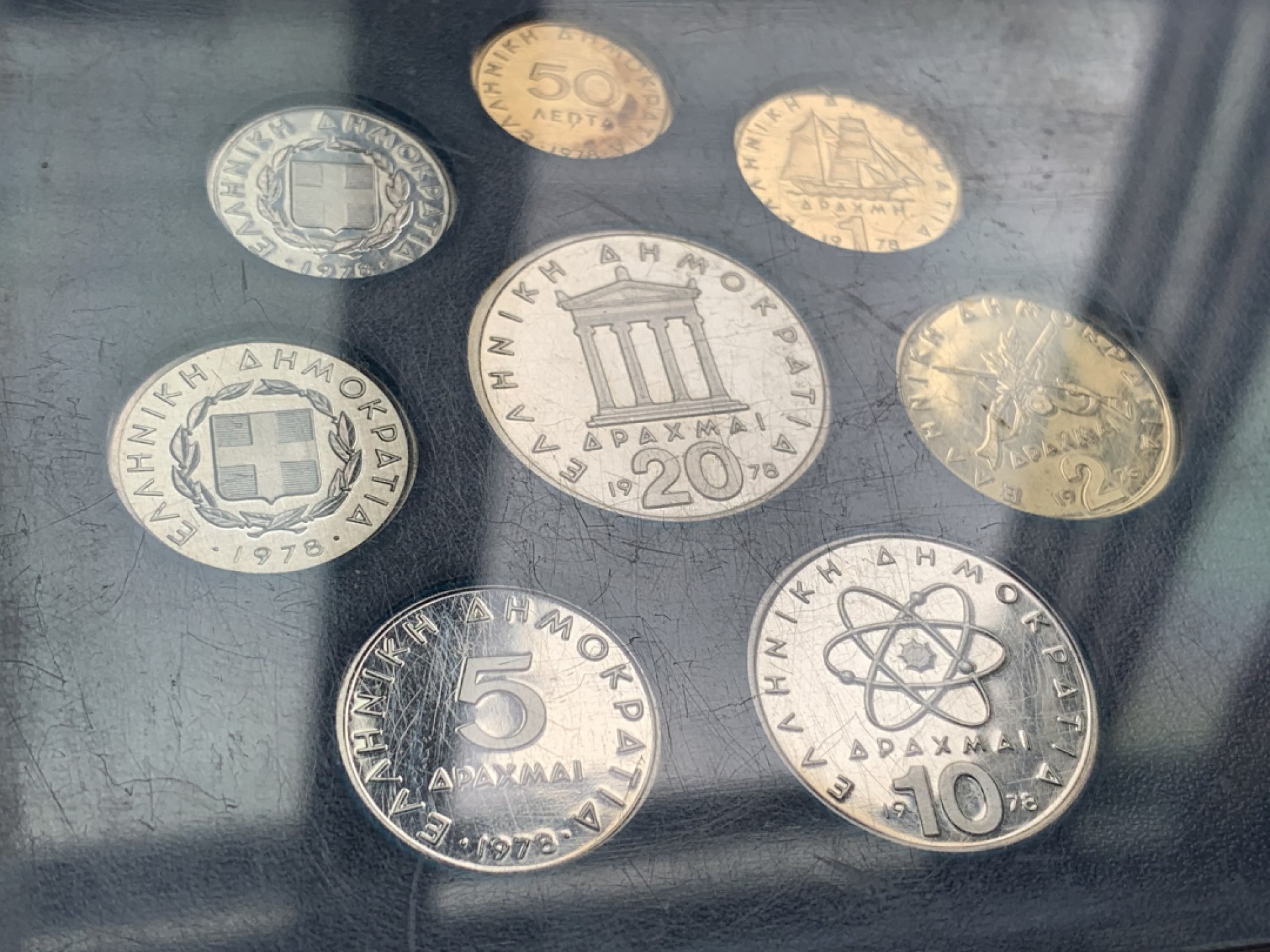 《竞宝斋》第66场-本周日，周一2场连拍（全场不限金额包邮） 希腊 1978年 精制套币 希腊钱币最经典的形象 现在这套精制币也不多见了