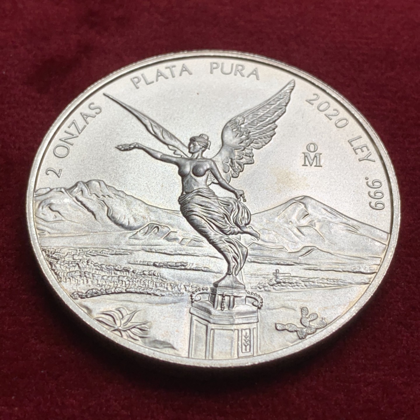 《竞宝斋》第66场-本周日，周一2场连拍（全场不限金额包邮） 墨西哥 2020年 2盎司 胜利女神 999纯银大银币 全新品相 人物深打锐利  值得收藏