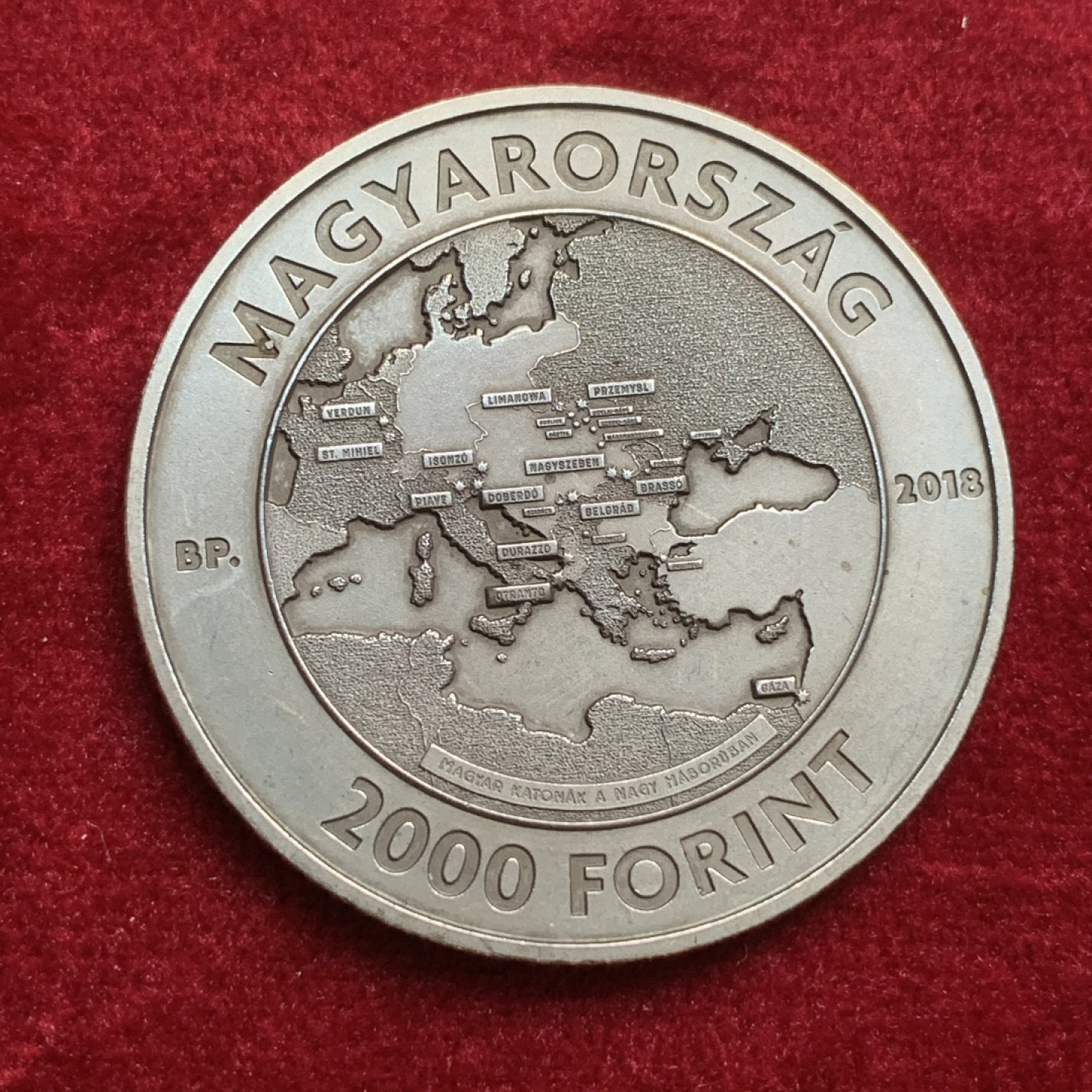 《竞宝斋》第66场-本周日，周一2场连拍（全场不限金额包邮） 2018年 匈牙利一战 结束100周年 仿古镍币 2000福林面值  1W枚发行量