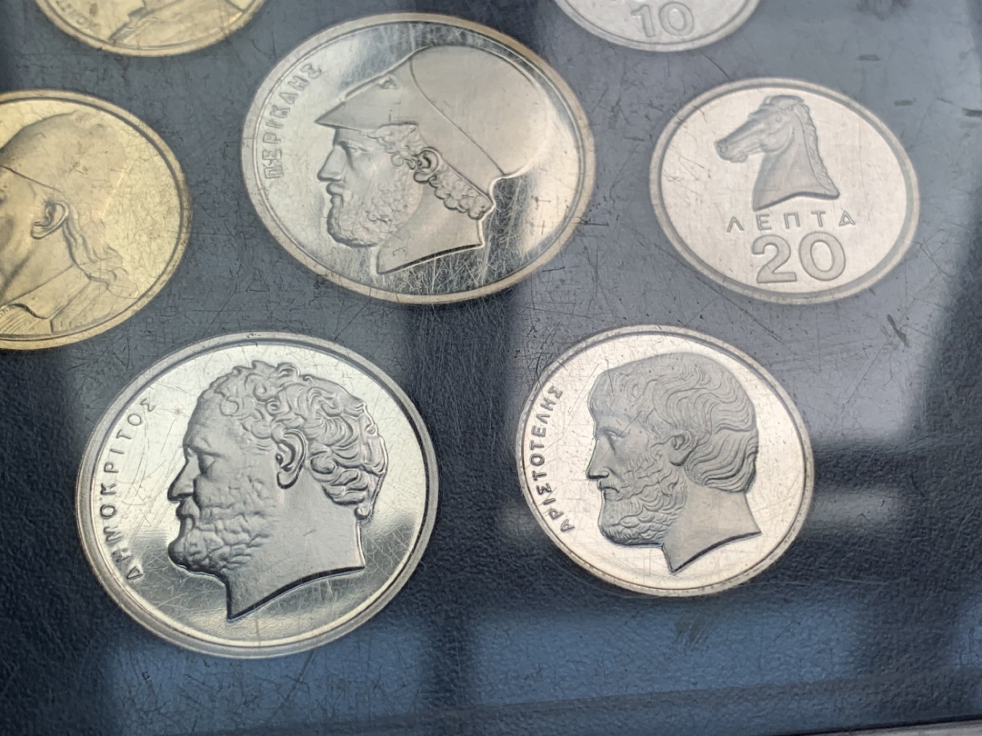 《竞宝斋》第66场-本周日，周一2场连拍（全场不限金额包邮） 希腊 1978年 精制套币 希腊钱币最经典的形象 现在这套精制币也不多见了