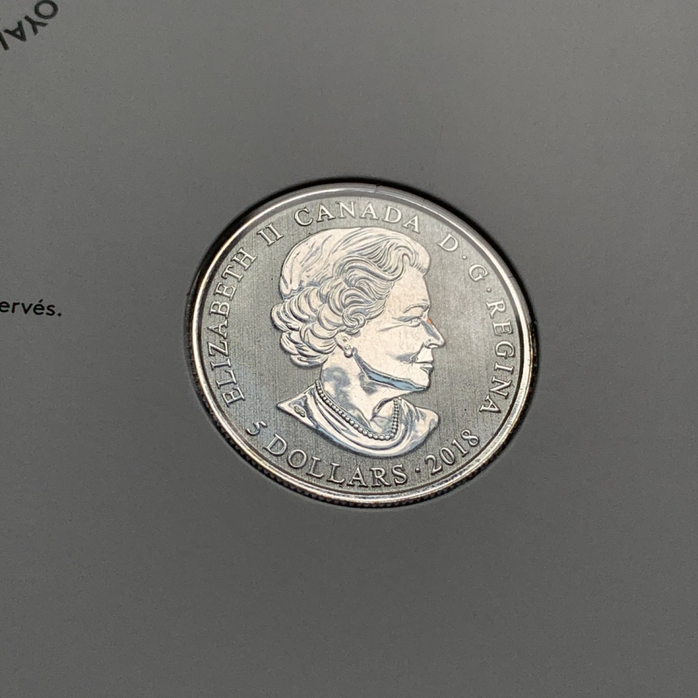 《竞宝斋》第66场-本周日，周一2场连拍（全场不限金额包邮） 封装 加拿大 2018年 火红心枫叶 5元 渡彩银币 8克 9999纯银 