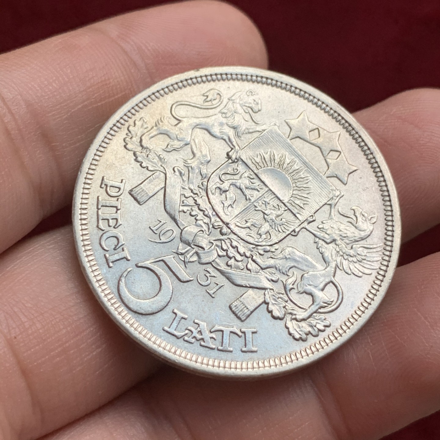 《竞宝斋》第66场-本周日，周一2场连拍（全场不限金额包邮） 拉脱维亚1931年少女5拉特银币 近期暴涨品种