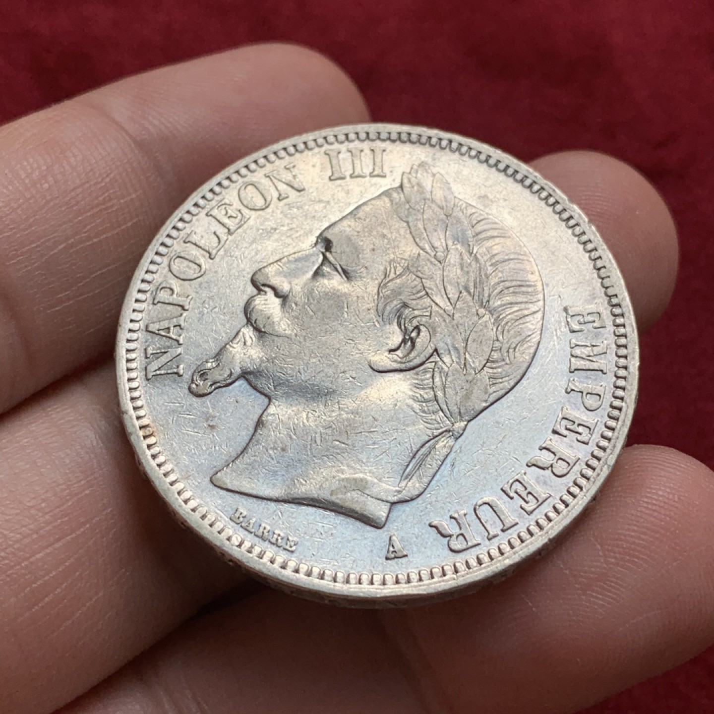 《竞宝斋》第66场-本周日，周一2场连拍（全场不限金额包邮） 法国 1867年 拿三 5法郎 银币 带底光 细节不错