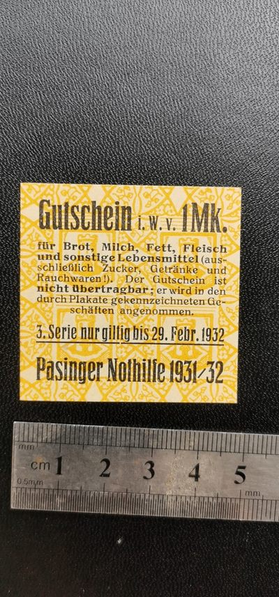 综合藏品场.喜欢出价就得！无套路无托.诚信惠友交友！自动快拍. 德国纸钞一枚.直径4.5*4.5厘米品相9.5品