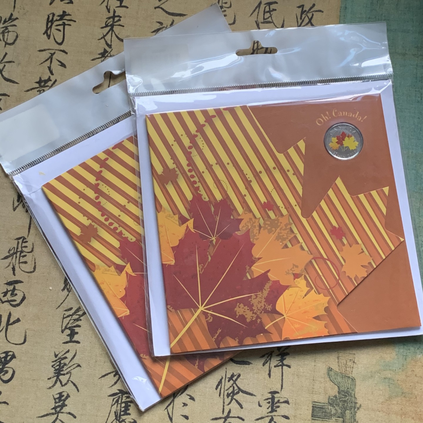 《竞宝斋》第66场-本周日，周一2场连拍（全场不限金额包邮） 两册 加拿大2010年 枫叶礼品套装 可以写赠语 七枚套 封装套币 完美状态