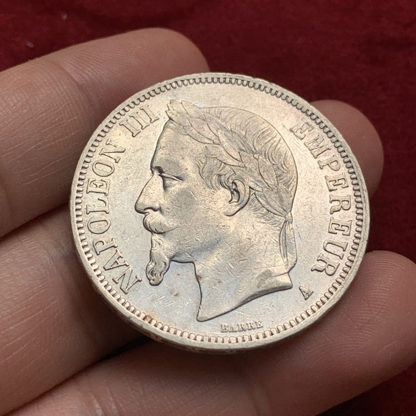 《竞宝斋》第66场-本周日，周一2场连拍（全场不限金额包邮） 法国 1867年 拿三 5法郎 银币 带底光 细节不错