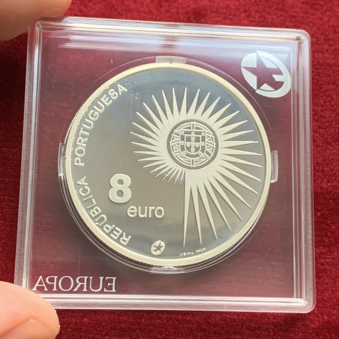 《竞宝斋》第66场-本周日，周一2场连拍（全场不限金额包邮） 2004年葡萄牙欧洲之星欧盟东扩 银币 原装水晶盒