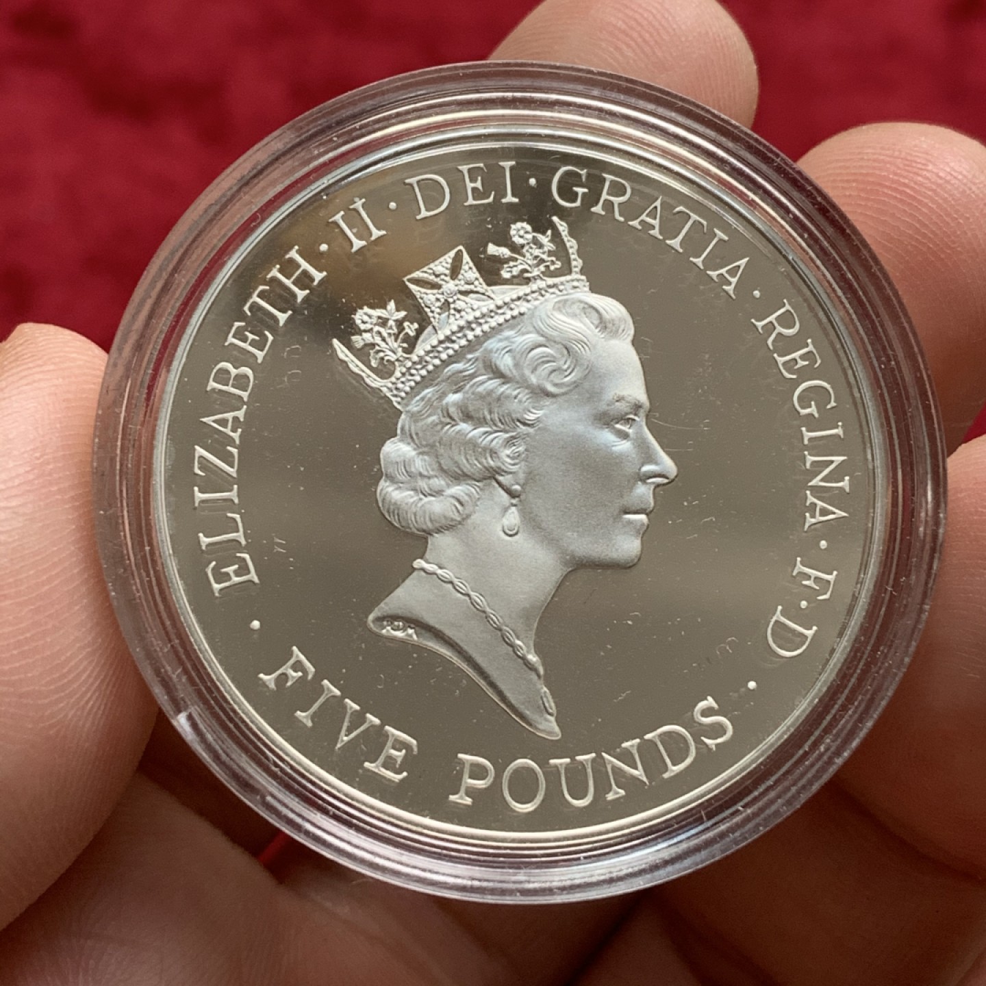 《竞宝斋》第66场-本周日，周一2场连拍（全场不限金额包邮） PL镜面 带原证书 1996年 5英镑 伊丽莎白二世70大寿 纪念精制银币 高分品相