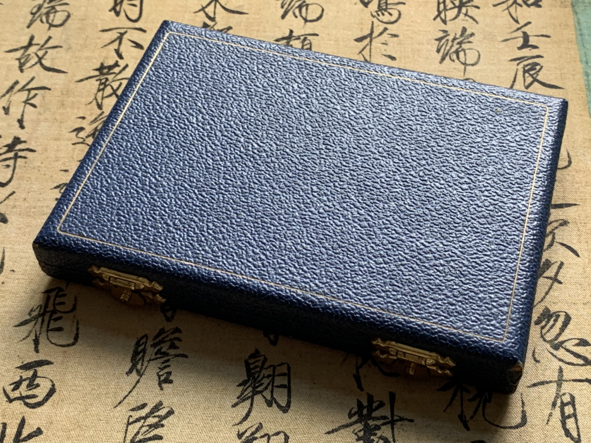 《竞宝斋》第66场-本周日，周一2场连拍（全场不限金额包邮） MS+PL 南非 1964年 吕贝克精制套币 原盒原装 自然氧化 币的品相特别棒，高分状态，镜面底板光芒耀眼，盒子也有完好的保存状态