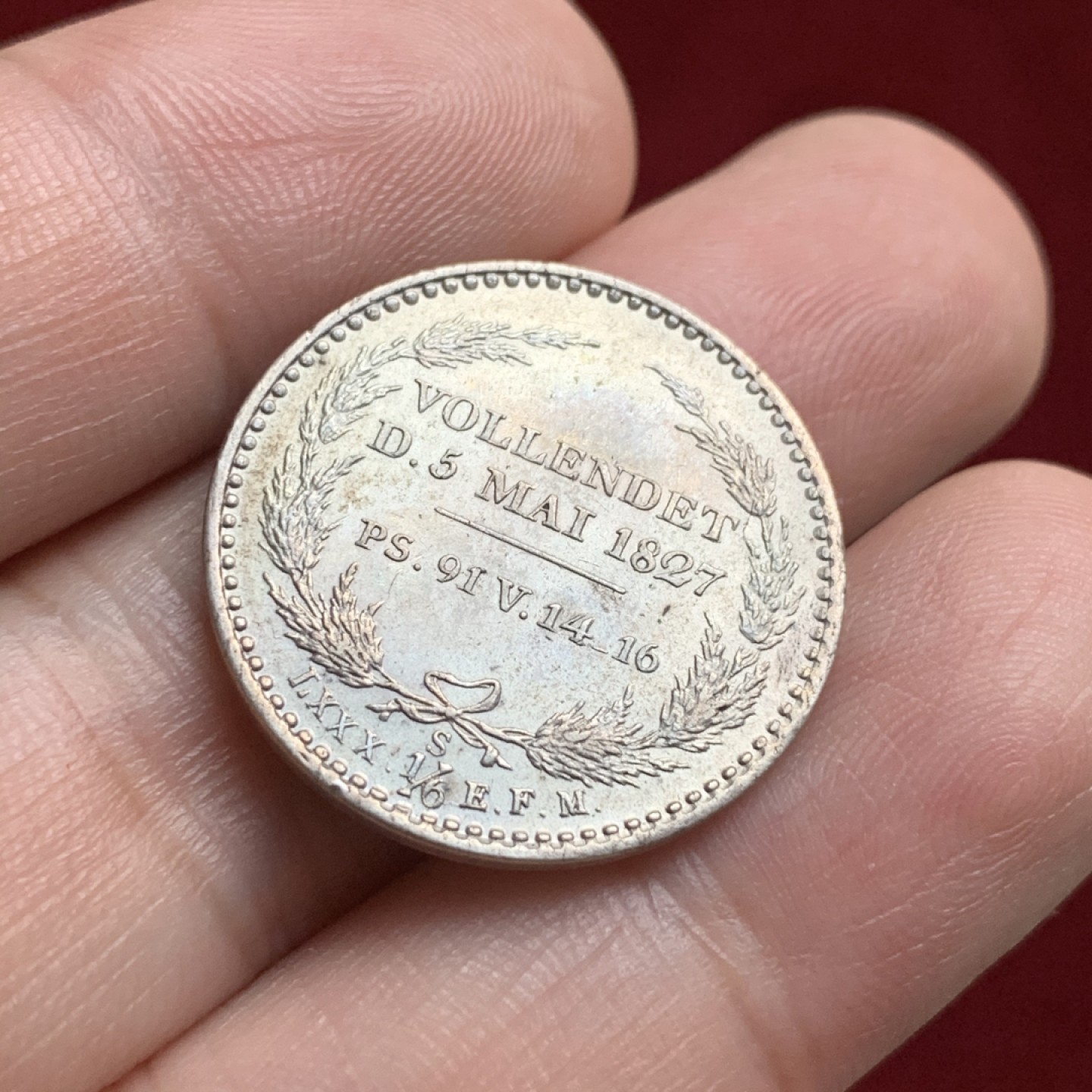 《竞宝斋》第66场-本周日，周一2场连拍（全场不限金额包邮） 萨克森1827年纪念国王逝世1/6泰勒，原银光，发丝清晰，状态不错 少见品种