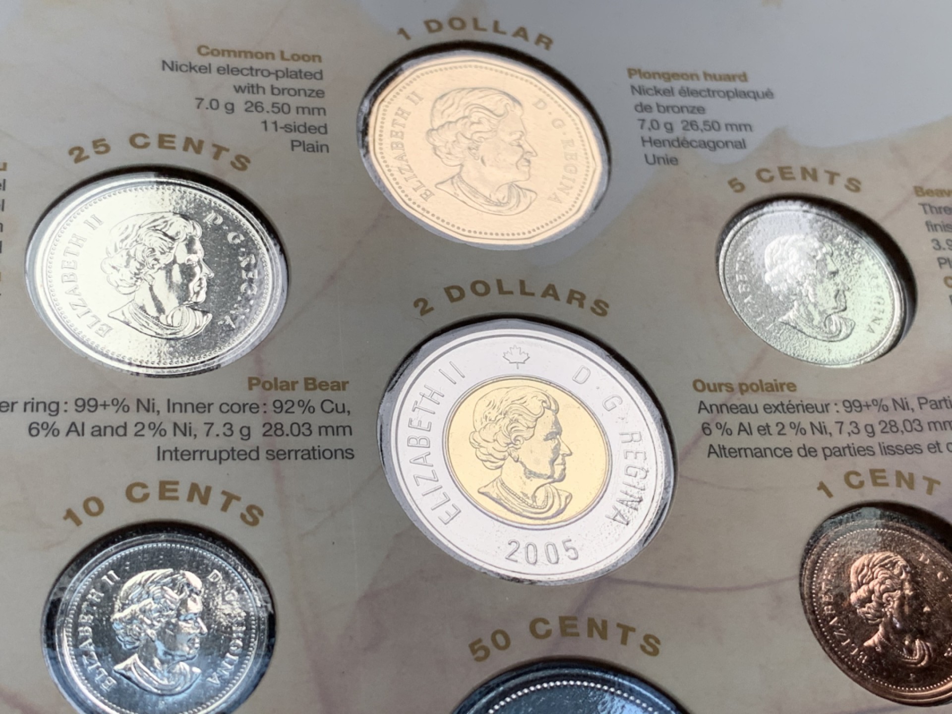 《竞宝斋》第66场-本周日，周一2场连拍（全场不限金额包邮） 两册 加拿大2005年 七枚装 封装套币 完美状态