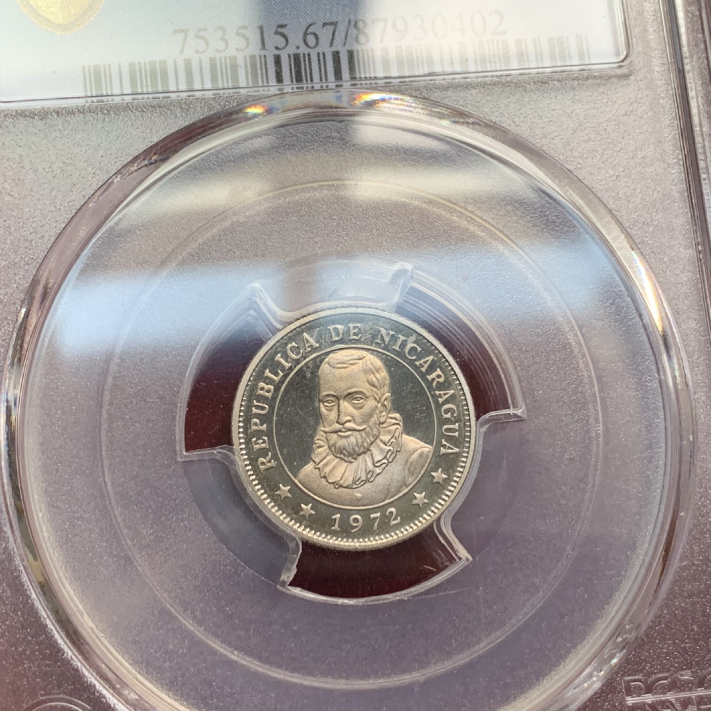 《竞宝斋》第66场-本周日，周一2场连拍（全场不限金额包邮） PCGS-PR67-68DCAM 尼加拉瓜 1972年 精制套币5枚 极高分 顶级品相！原盒和2张证书齐全 钱币表面有淡彩 美洲钱币经典的太阳脸和山峰