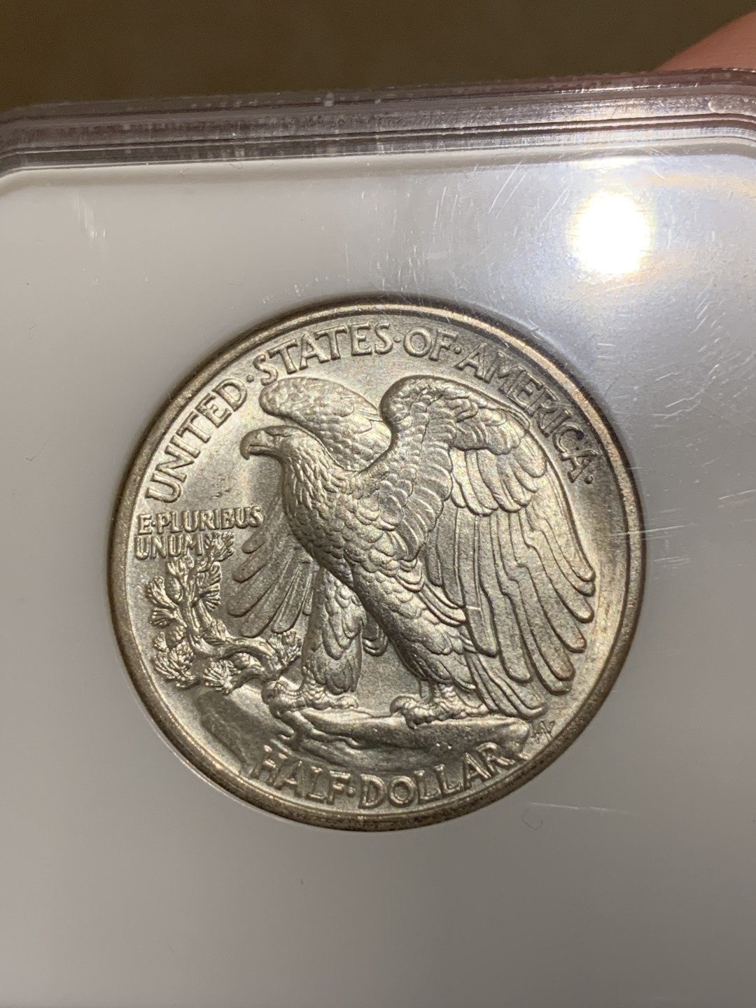 《竞宝斋》第66场-本周日，周一2场连拍（全场不限金额包邮） NGC MS64 美国 1943年 行走女神 50分 半美元 银币包浆不错 鹰的羽毛非常完整