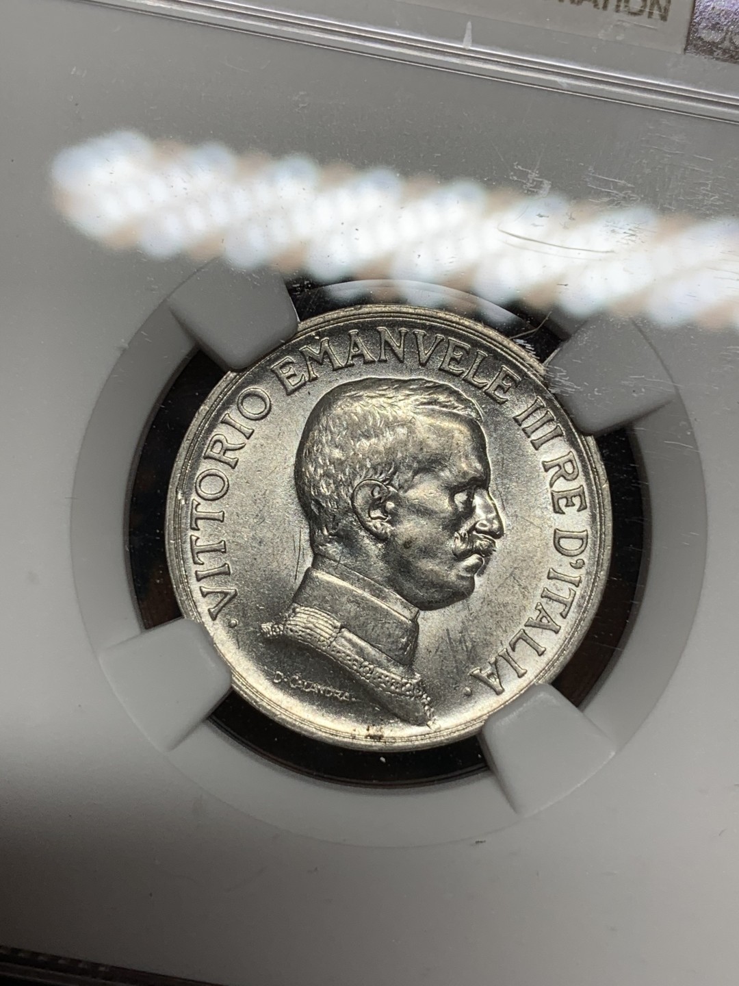 《竞宝斋》第66场-本周日，周一2场连拍（全场不限金额包邮） NGC-AU58 意大利 1917年 马车1里拉 低评 感觉62分状态