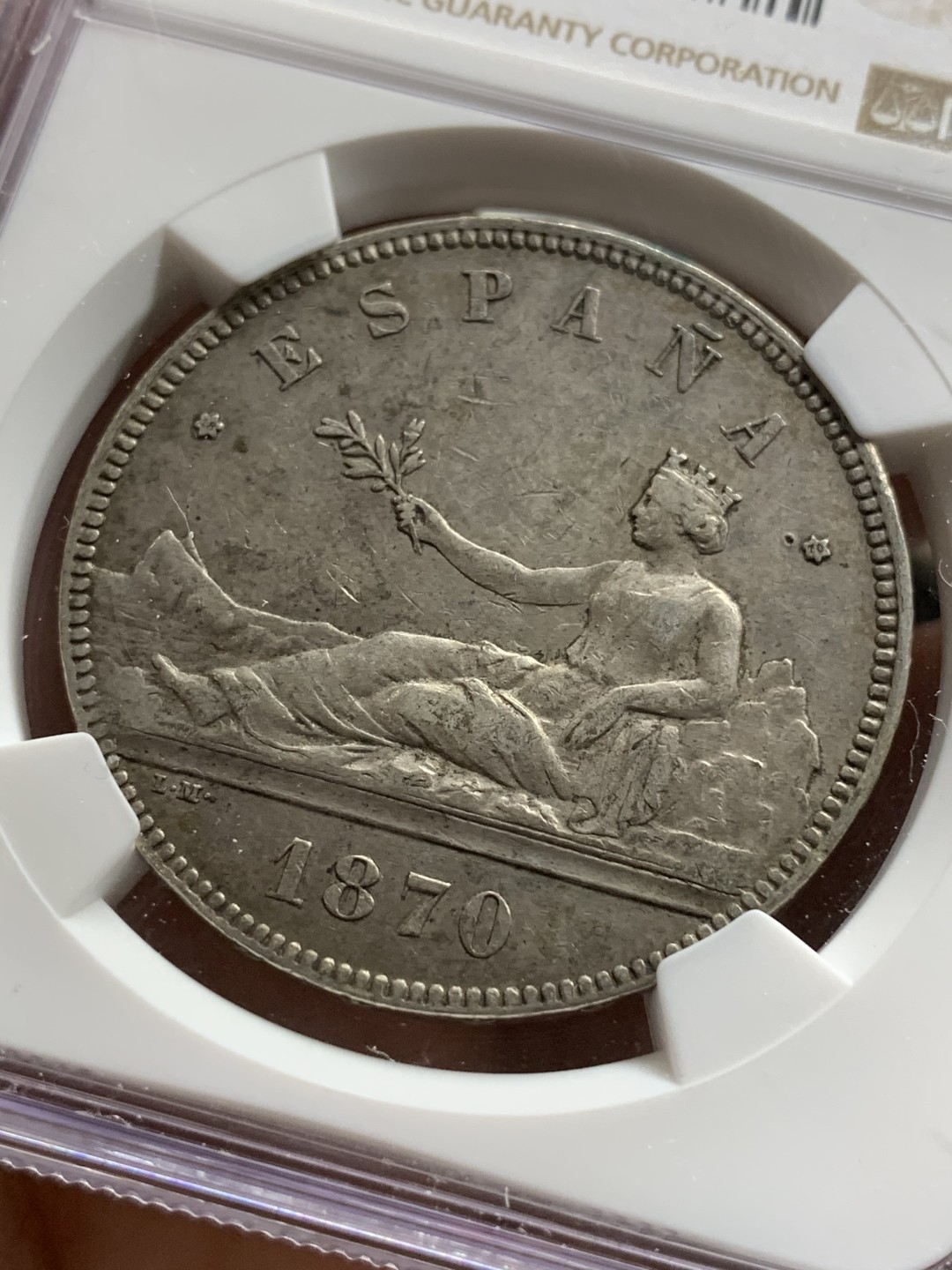 《竞宝斋》第66场-本周日，周一2场连拍（全场不限金额包邮） NGC-XF45 西班牙 1870年 坐人拿花 5比塞塔 双柱 大银币 原味好品 很舒服