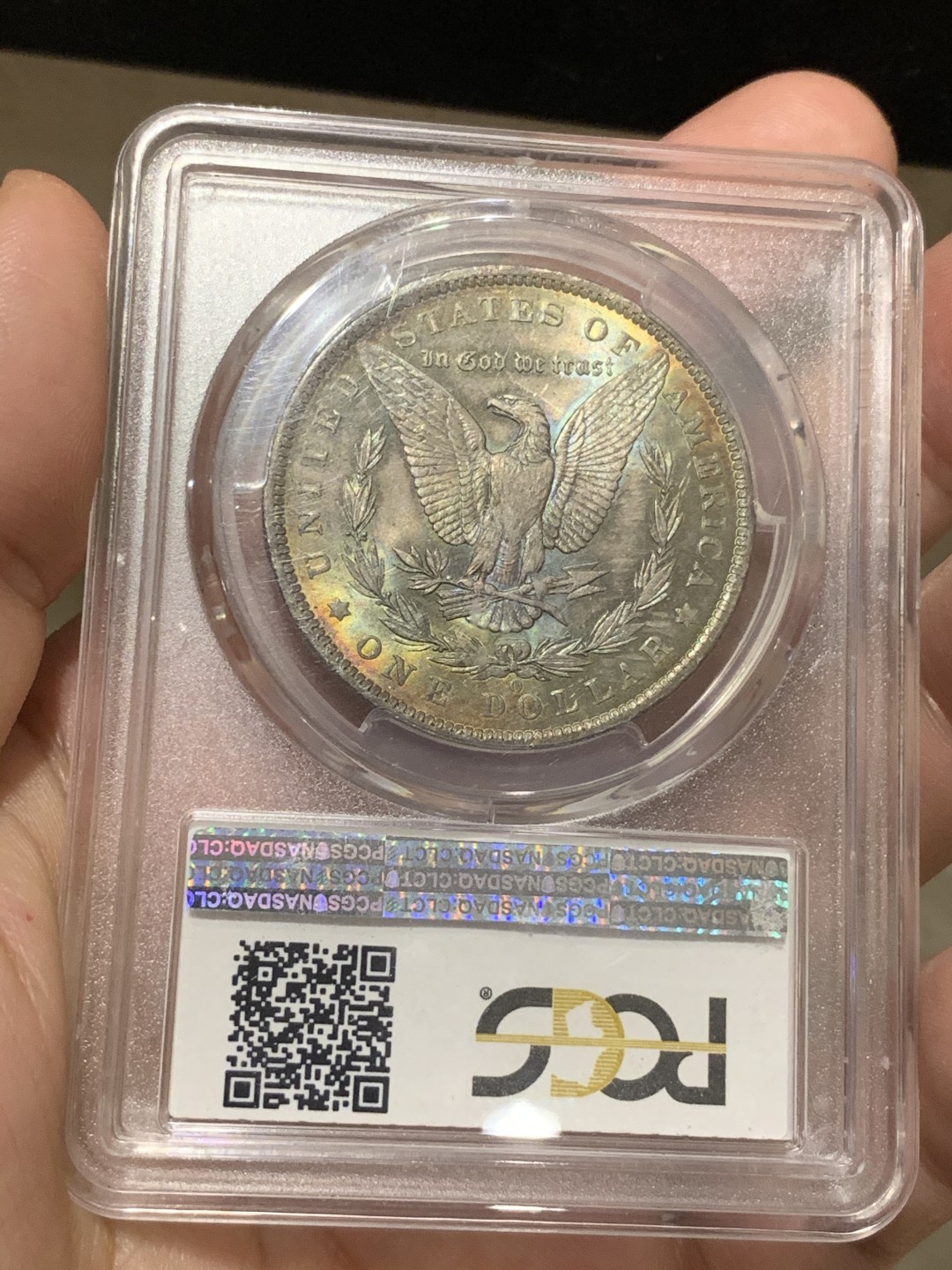 《竞宝斋》第66场-本周日，周一2场连拍（全场不限金额包邮） PCGS MS65 美国1885 摩根五彩银币，双面五彩非常难得，老盒子严评