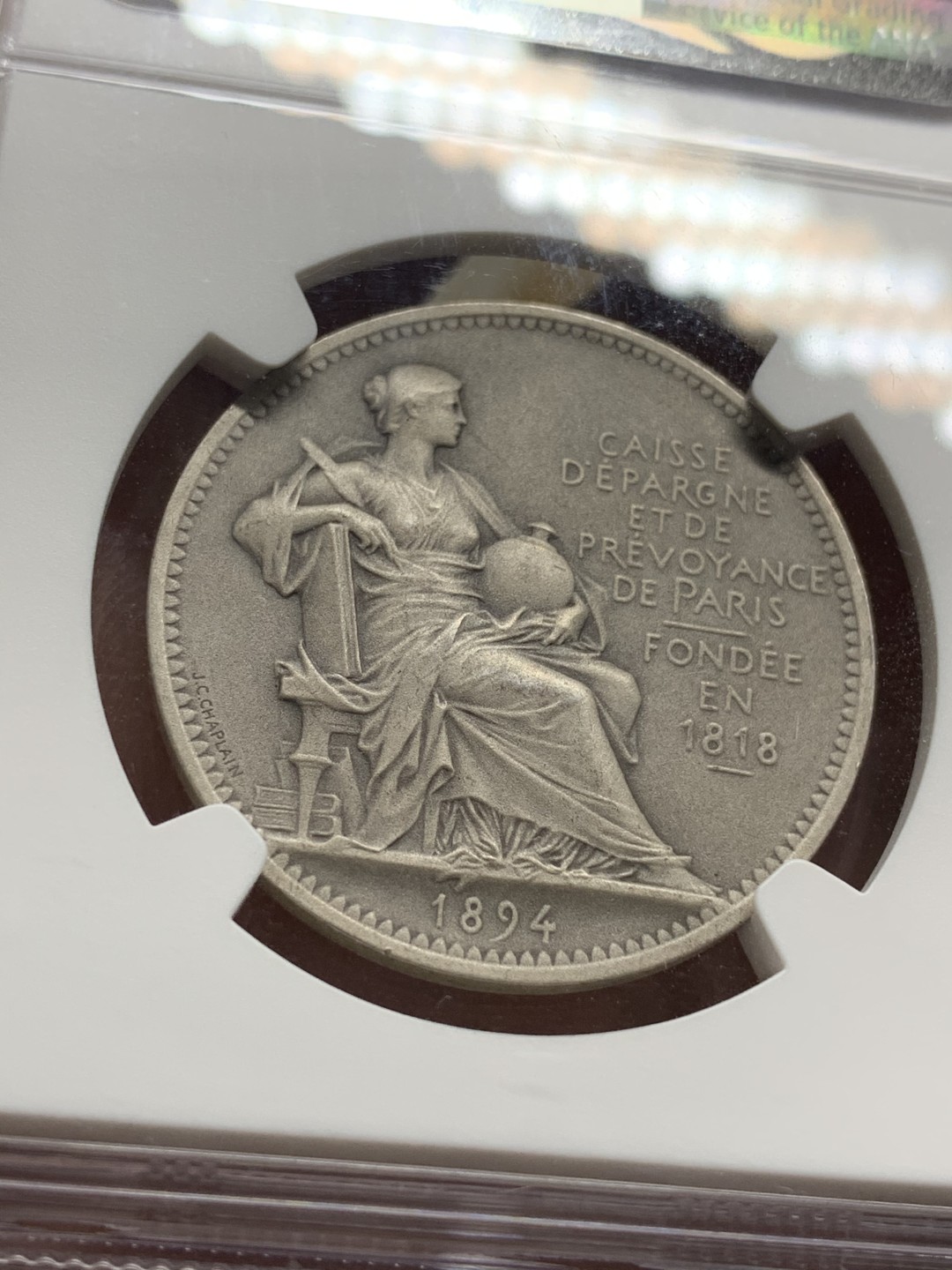 《竞宝斋》第66场-本周日，周一2场连拍（全场不限金额包邮） NGC MS63 1894年法国巴黎储蓄银行，法章大师夏普兰名作。细节状态到位 可收藏的品种