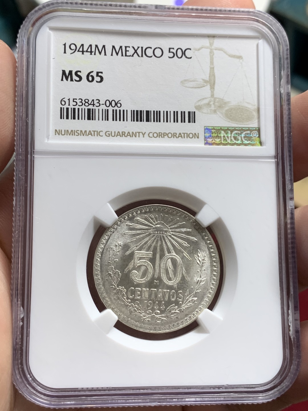 《竞宝斋》第66场-本周日，周一2场连拍（全场不限金额包邮） NGC-MS65 墨西哥 1944-M 墨西哥半比索 底板完好 银光熠熠 有镜面效果