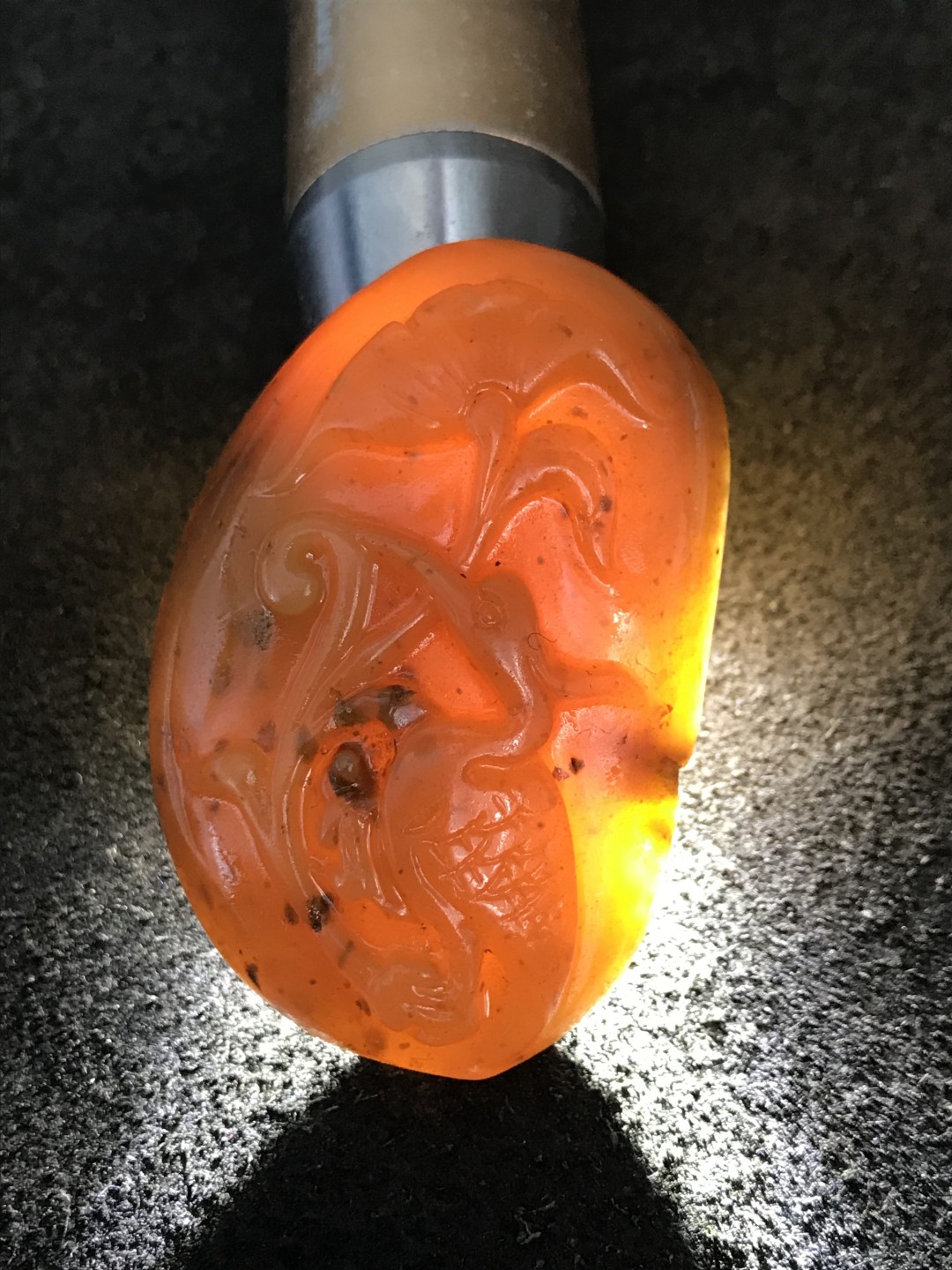 天然新疆鸡油黄新疆三彩玉一路连升(吊坠,把件)一个，