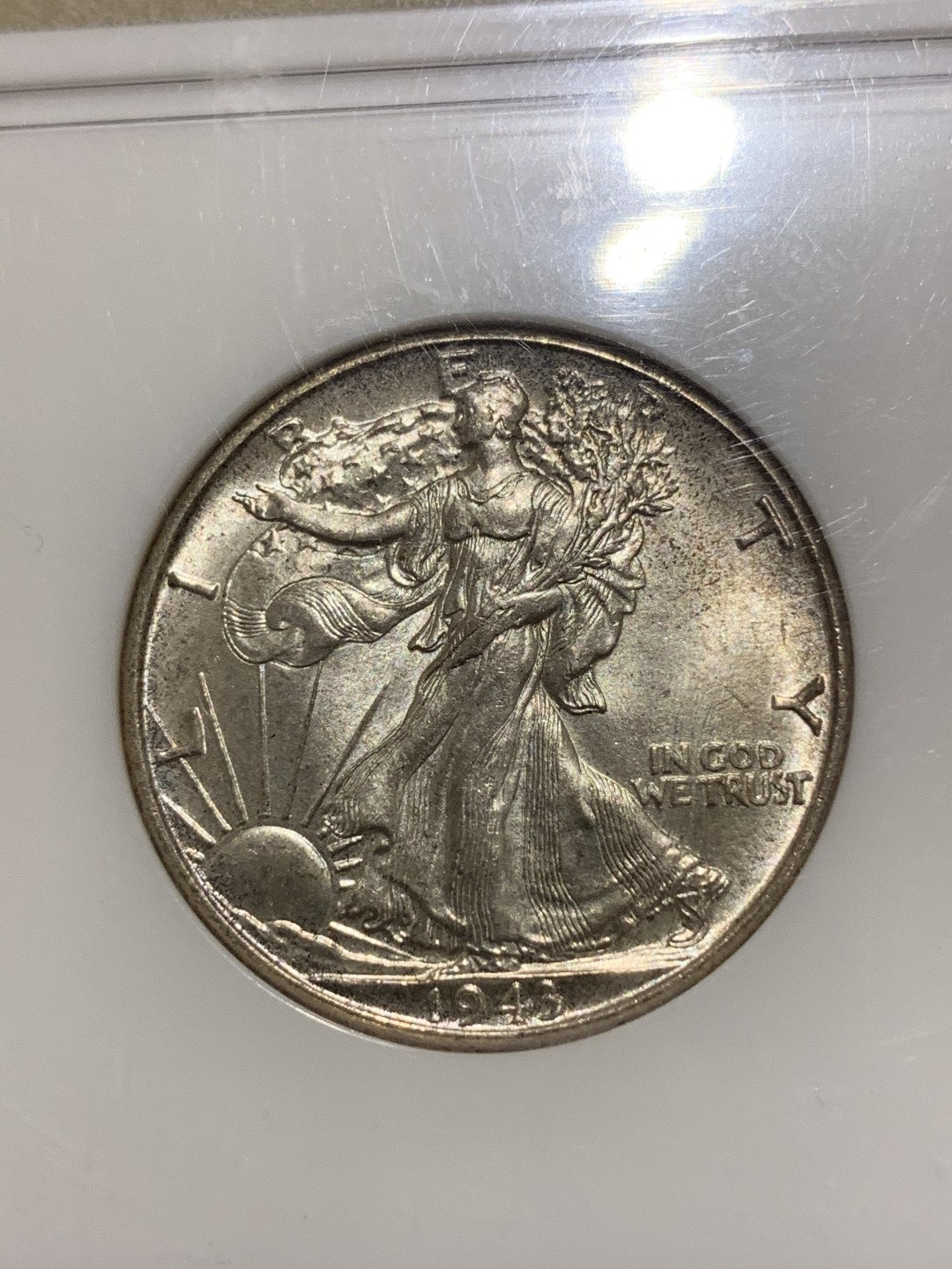 《竞宝斋》第66场-本周日，周一2场连拍（全场不限金额包邮） NGC MS64 美国 1943年 行走女神 50分 半美元 银币包浆不错 鹰的羽毛非常完整