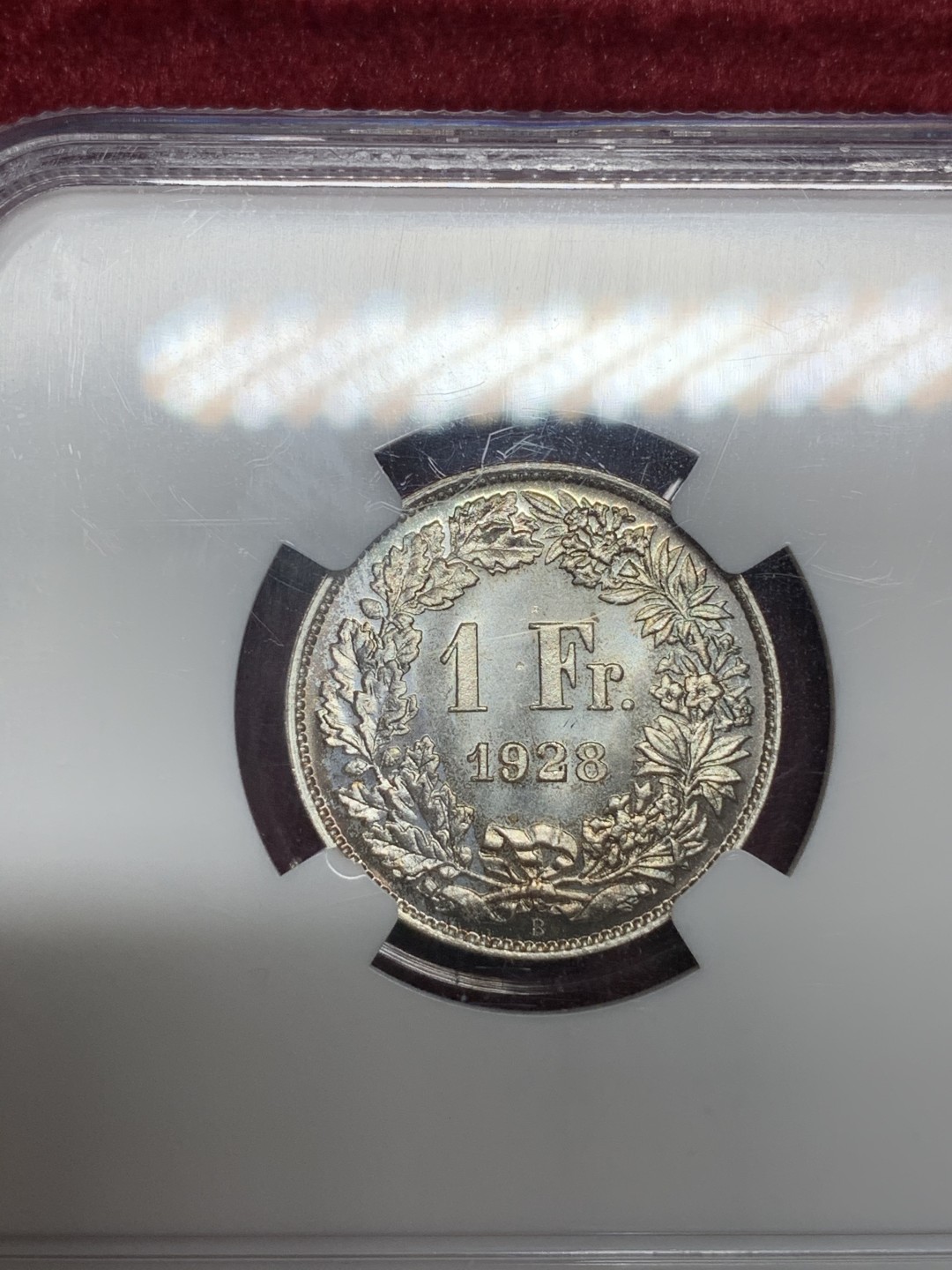 《竞宝斋》第66场-本周日，周一2场连拍（全场不限金额包邮） 冠军分 NGC MS67！1928年瑞士1法郎银币 顶极品相 强车轮霜光 双面PL感  非常优雅的赫尔维蒂亚 美！