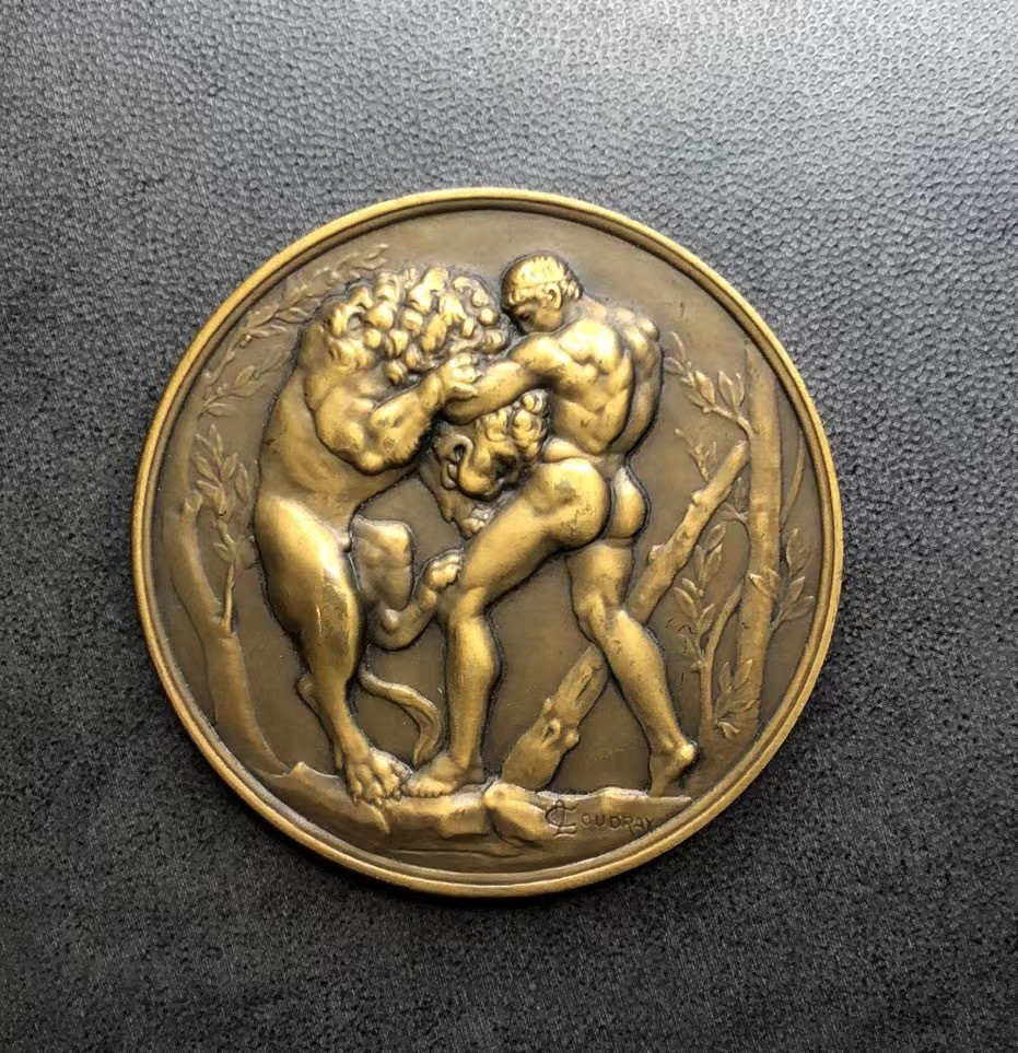 第八期新艺术麦朵尔 搏斗