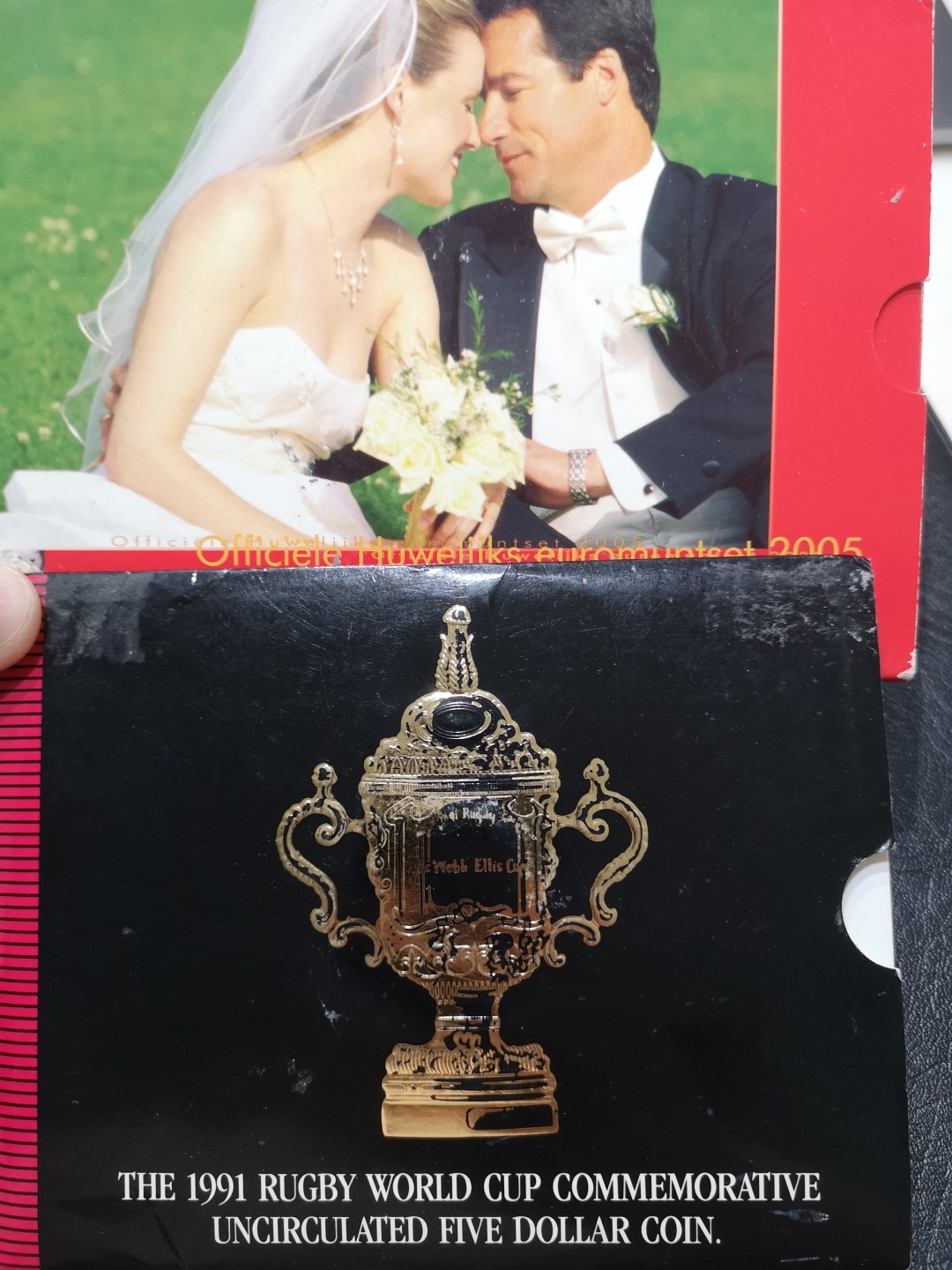 《外钞收藏家》第一百八十四期拍卖 新西兰橄榄球世界杯纪念币+欧元硬币套装 两版