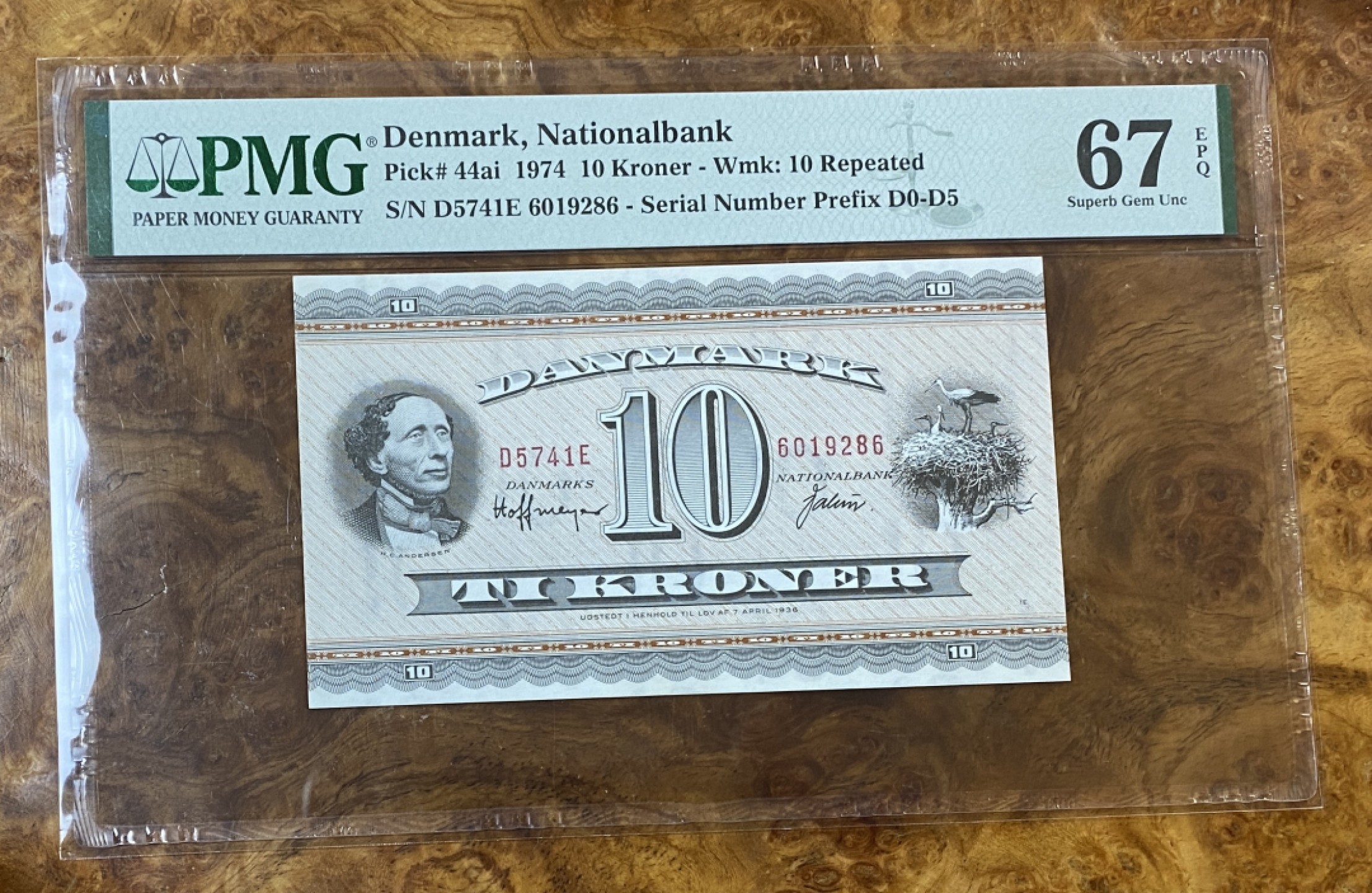 Chase Auction 第14期 - - 中外钱币、纪念钞、民国钞联拍（增加若干拍品） 1974年丹麦10克朗，PMG67分，亚军分，安徒生头像，背面荷兰风车！
