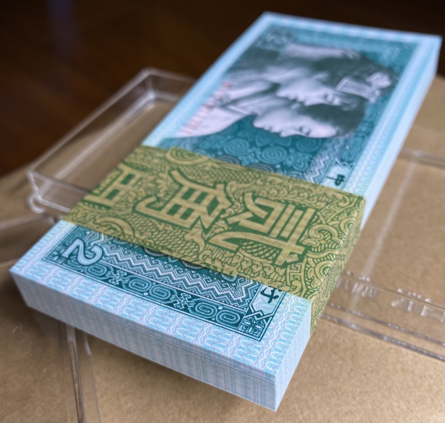 大黄蜂拍卖第58期 8002裸币WI21811701百连，绝品无斑