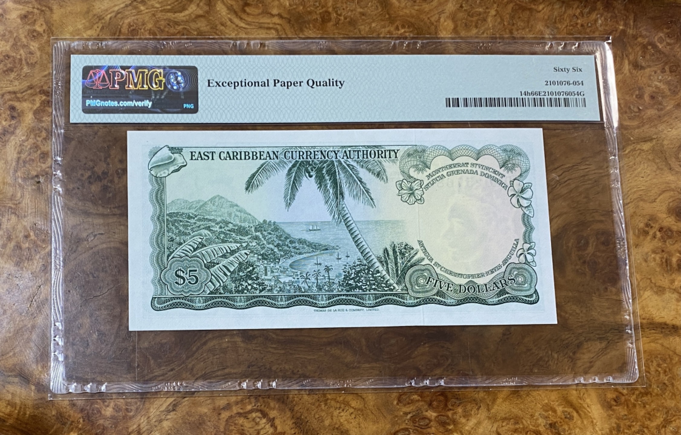 Chase Auction 第14期 - - 中外钱币、纪念钞、民国钞联拍（增加若干拍品） 1965年东加勒比5元，PMG66分，戎装女王！