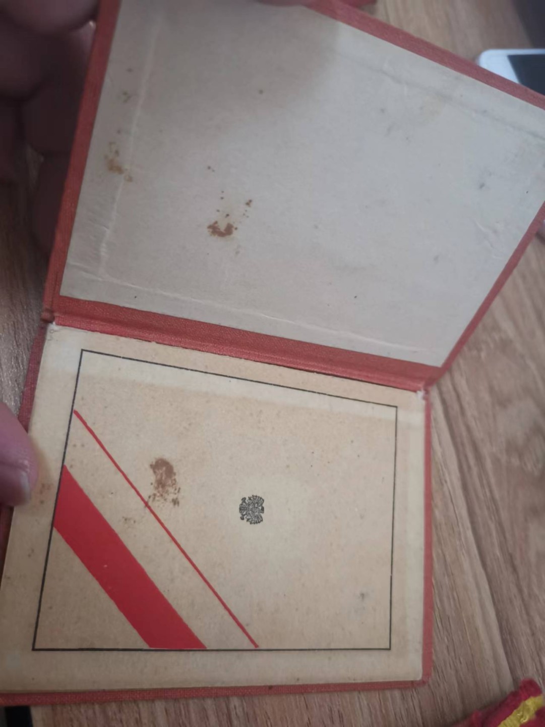 苏联勋章奖章徽章拍卖6-7月第一期 波兰勋章和奖章 2本证件