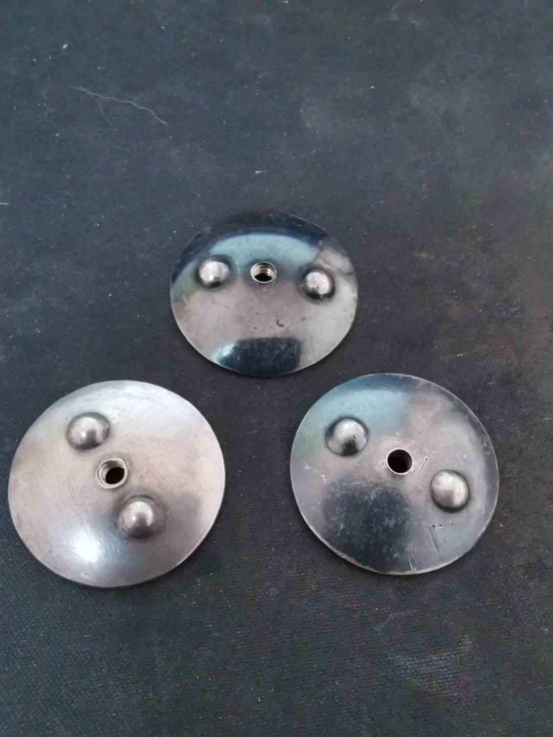 苏联勋章奖章徽章拍卖6-7月第一期 苏联勋章的后盖银质的3个一起