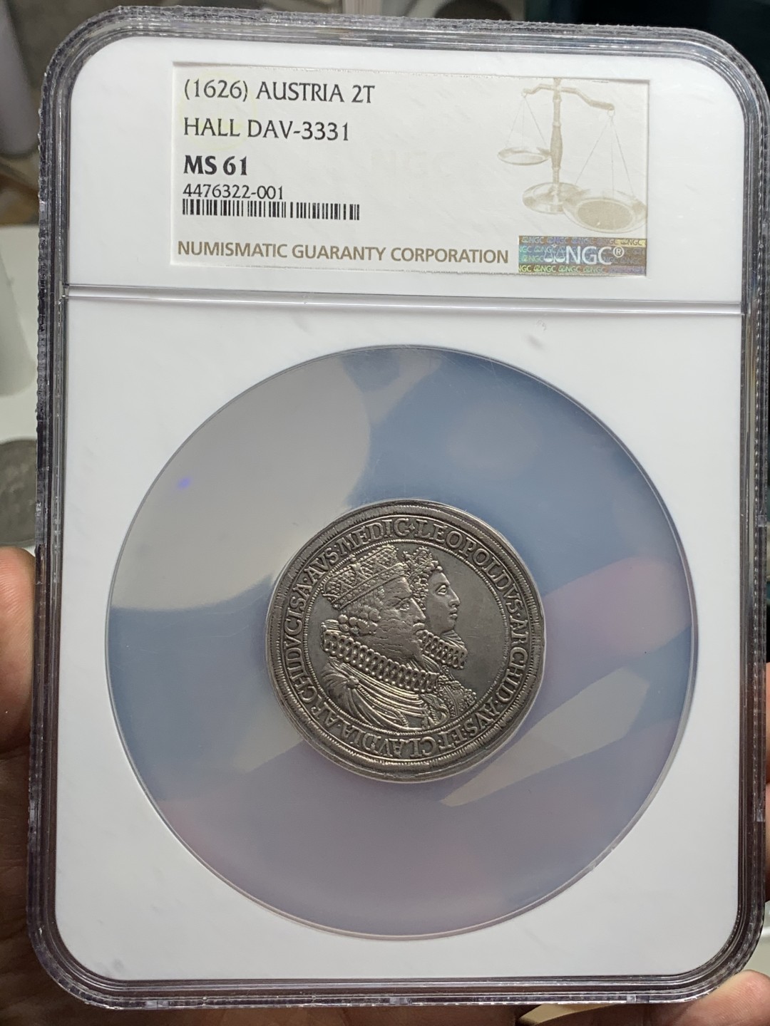 《竞宝斋》第67场-本周日，周一，周四.3场连拍（全场不限金额包邮） NGC MS61 神罗帝国奥地利1626年利奥波德克劳迪娅结婚纪念2泰勒大银币细节打制清晰，脸上轻微磨具裂纹是普遍特征，性价比比较高