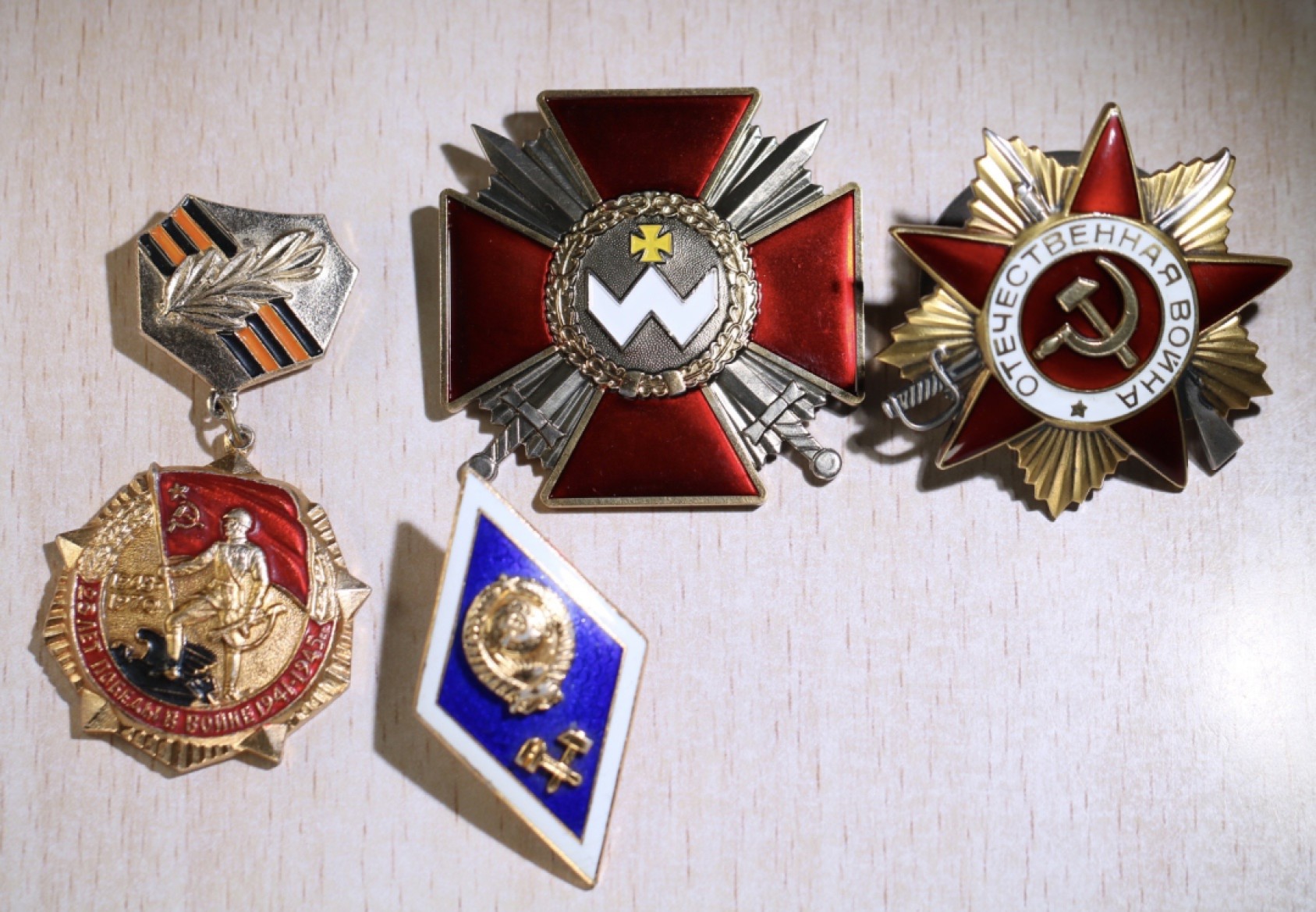 大猫徽章拍卖第195期 外章一组3⃣️ 85一卫为全品 