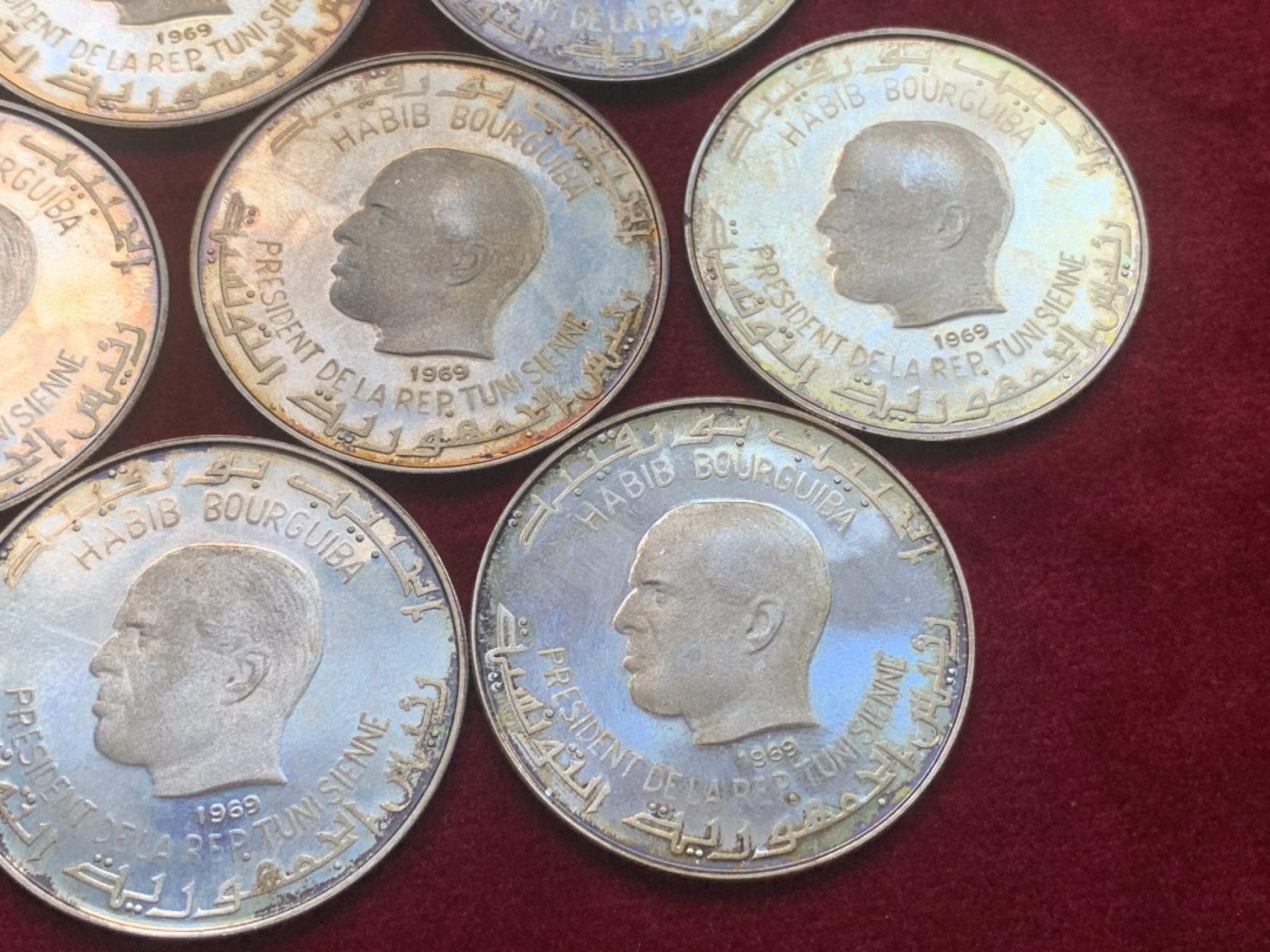 《竞宝斋》第67场-本周日，周一，周四.3场连拍（全场不限金额包邮） 稀少 突尼斯 1969 古代文明系列 1第纳尔 精制银币套装 单枚重20克925银 40直径，整套200克 保存的非常好