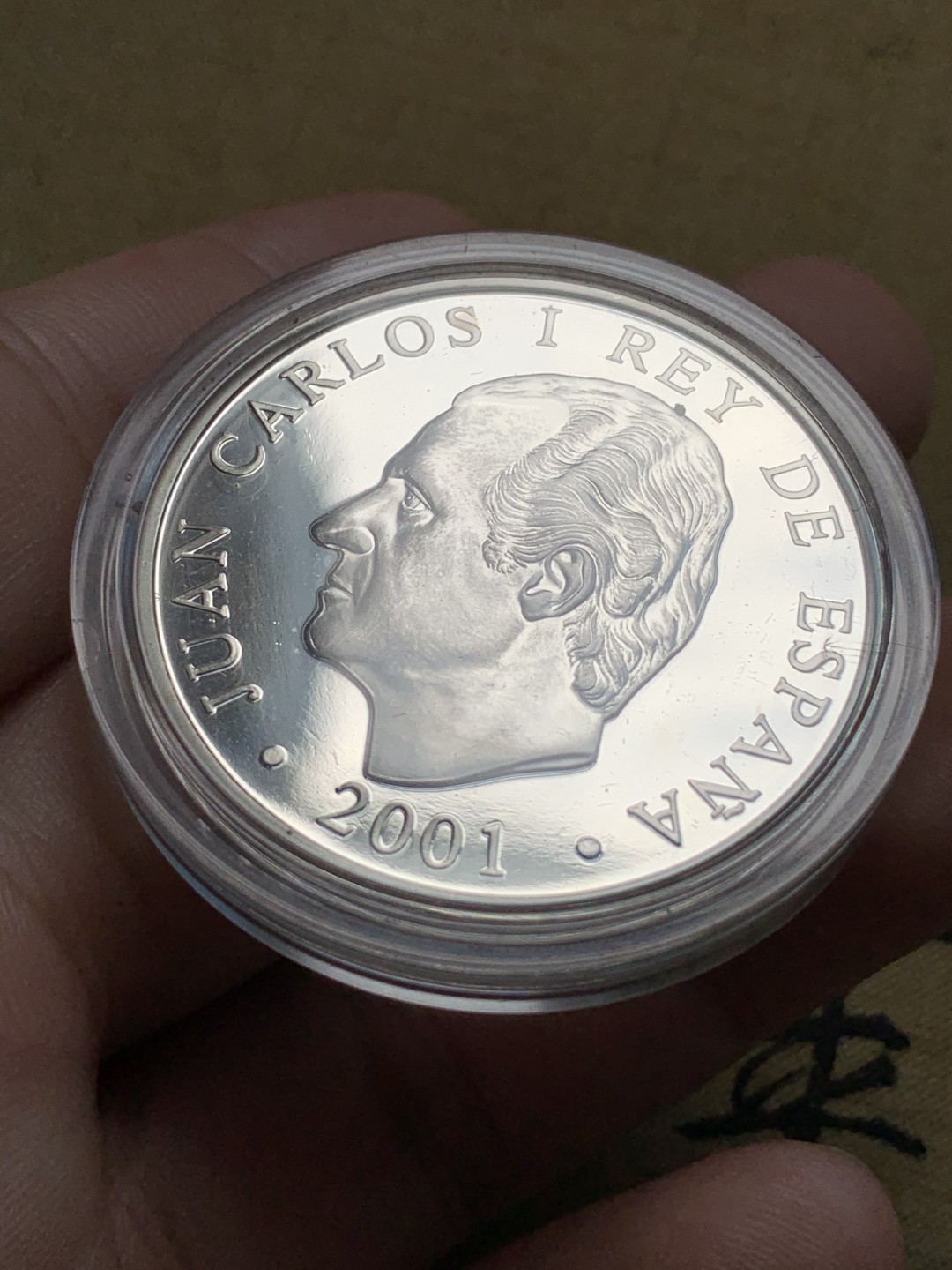 《竞宝斋》第67场-本周日，周一，周四.3场连拍（全场不限金额包邮） 西班牙 2001年 2000比塞塔  925银 27克   Leopoldo Alas Clarin 逝世 100 周年