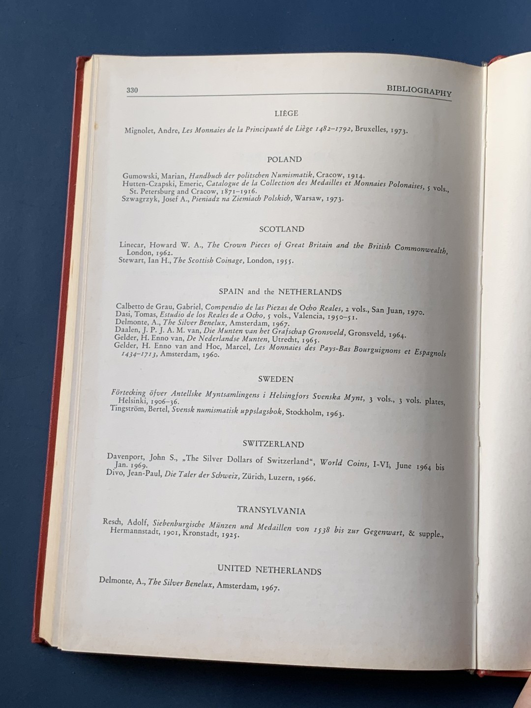 《竞宝斋》第67场-本周日，周一，周四.3场连拍（全场不限金额包邮） 达文波特 欧洲克朗型主币目录  1484-1600 是标准目录的同时本身也是收藏品