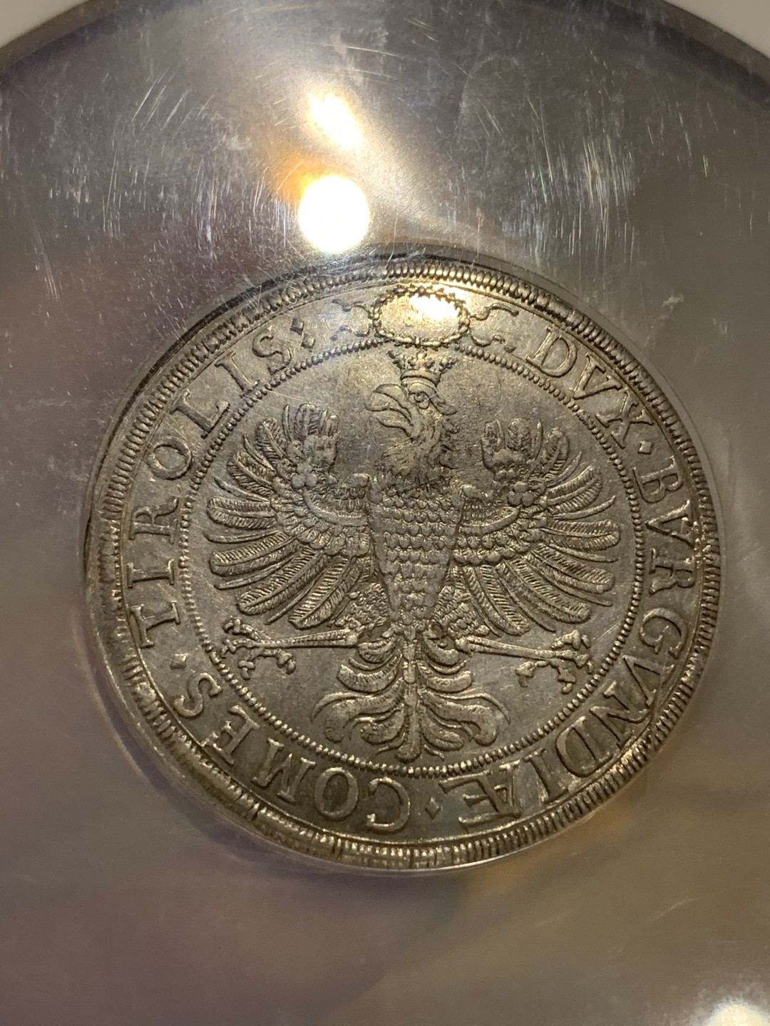 《竞宝斋》第67场-本周日，周一，周四.3场连拍（全场不限金额包邮） NGC MS61 神罗帝国奥地利1626年利奥波德克劳迪娅结婚纪念2泰勒大银币细节打制清晰，脸上轻微磨具裂纹是普遍特征，性价比比较高