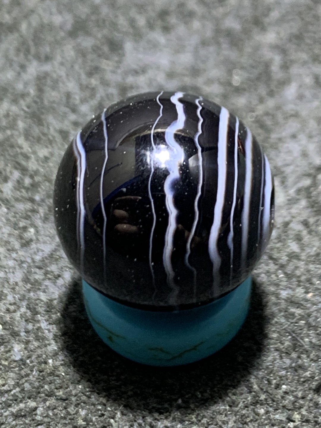 精品千层纹药师玛瑙圆珠一颗！