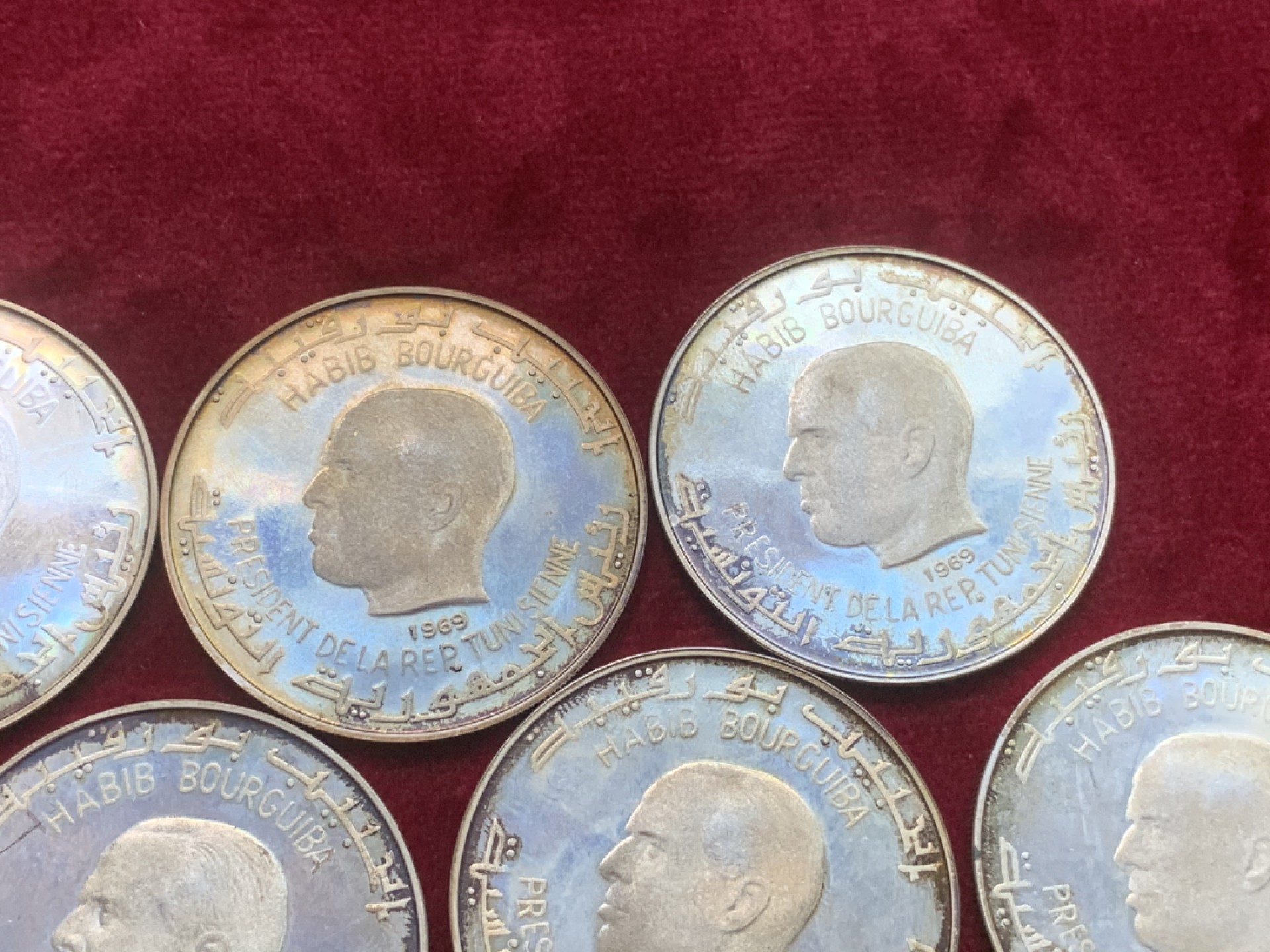 《竞宝斋》第67场-本周日，周一，周四.3场连拍（全场不限金额包邮） 稀少 突尼斯 1969 古代文明系列 1第纳尔 精制银币套装 单枚重20克925银 40直径，整套200克 保存的非常好