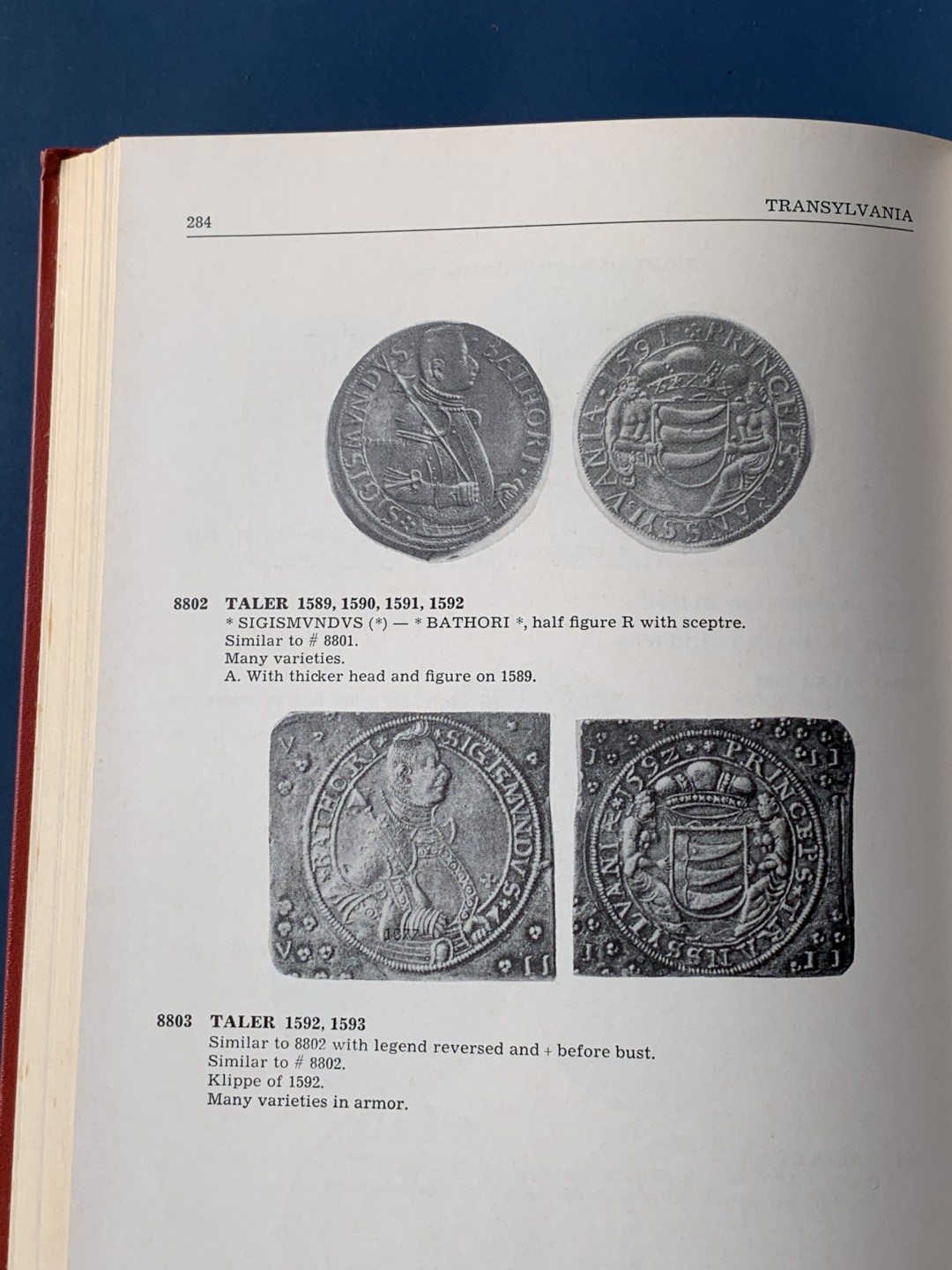 《竞宝斋》第67场-本周日，周一，周四.3场连拍（全场不限金额包邮） 达文波特 欧洲克朗型主币目录  1484-1600 是标准目录的同时本身也是收藏品