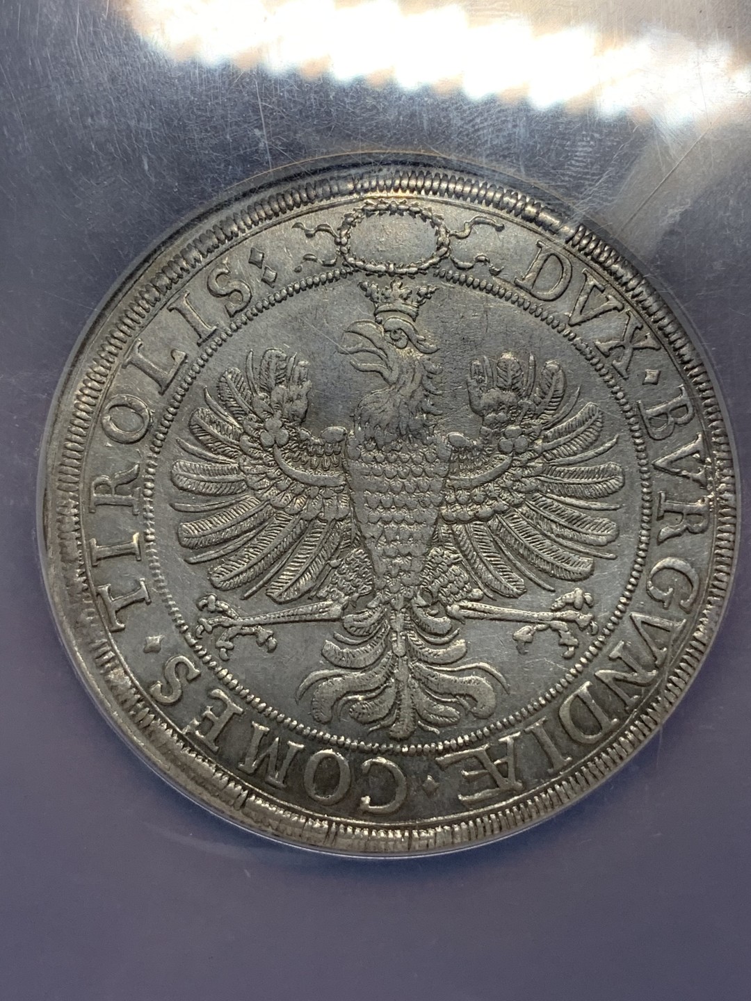 《竞宝斋》第67场-本周日，周一，周四.3场连拍（全场不限金额包邮） NGC MS61 神罗帝国奥地利1626年利奥波德克劳迪娅结婚纪念2泰勒大银币细节打制清晰，脸上轻微磨具裂纹是普遍特征，性价比比较高