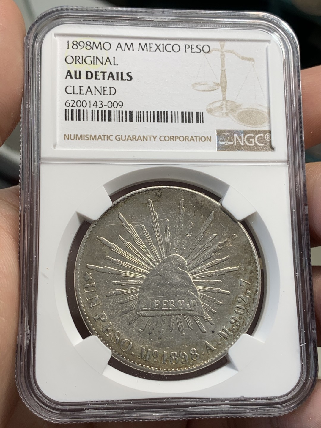 《竞宝斋》第67场-本周日，周一，周四.3场连拍（全场不限金额包邮） NGC AU细节评级 墨西哥 1898年 直边 鹰洋 银币 Original版 带包浆 很不错