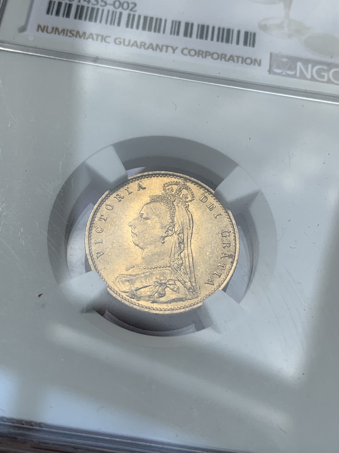 《竞宝斋》第67场-本周日，周一，周四.3场连拍（全场不限金额包邮） NGC MS63 英国1887年维多利亚女王高冠1/2索维林金币