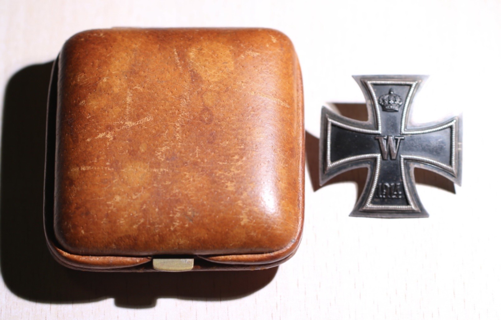 大猫徽章拍卖第195期 PM厂一铁，三片式定制版，800银