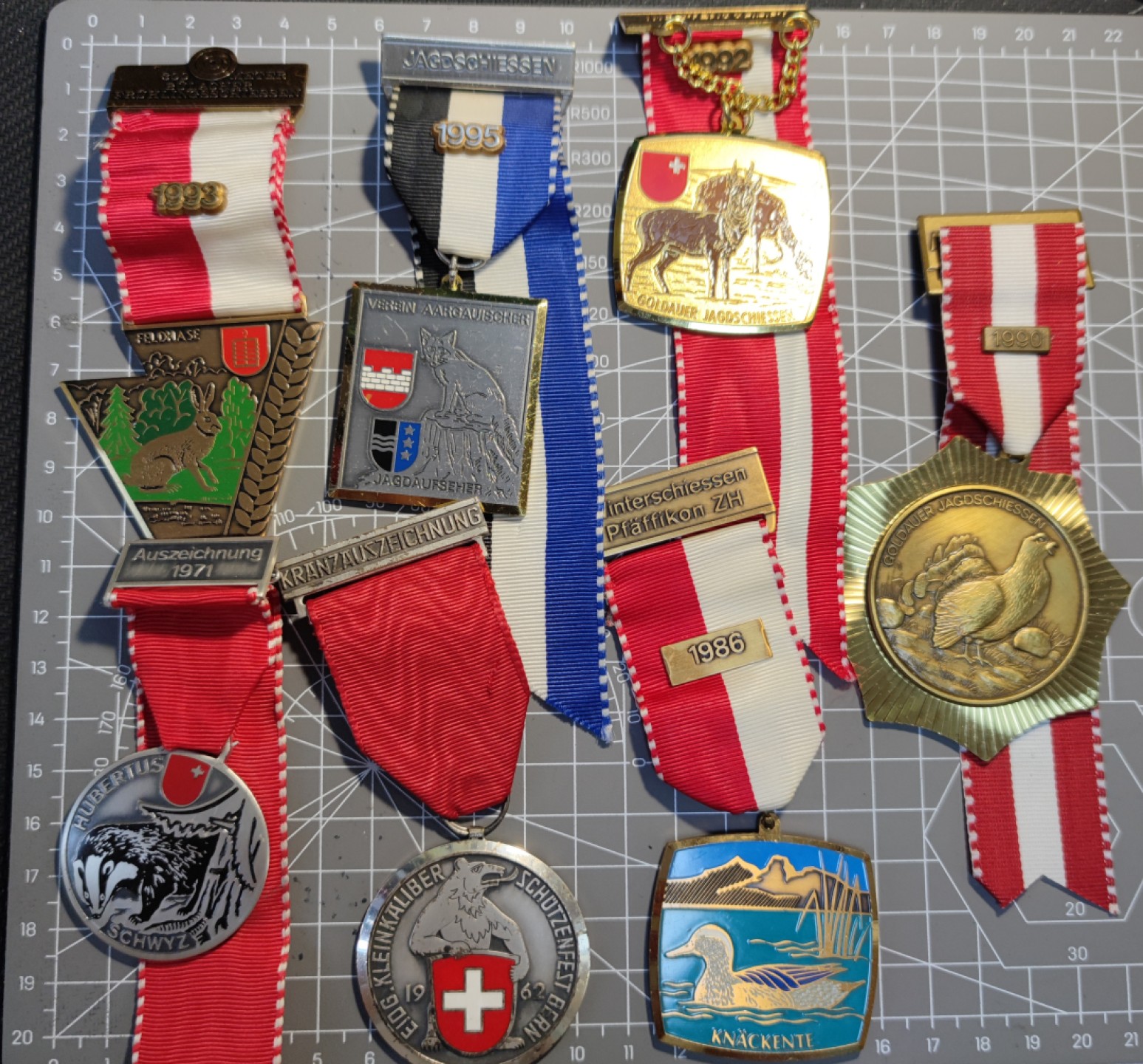 gush小明220626 瑞士狩猎节奖章七枚一起